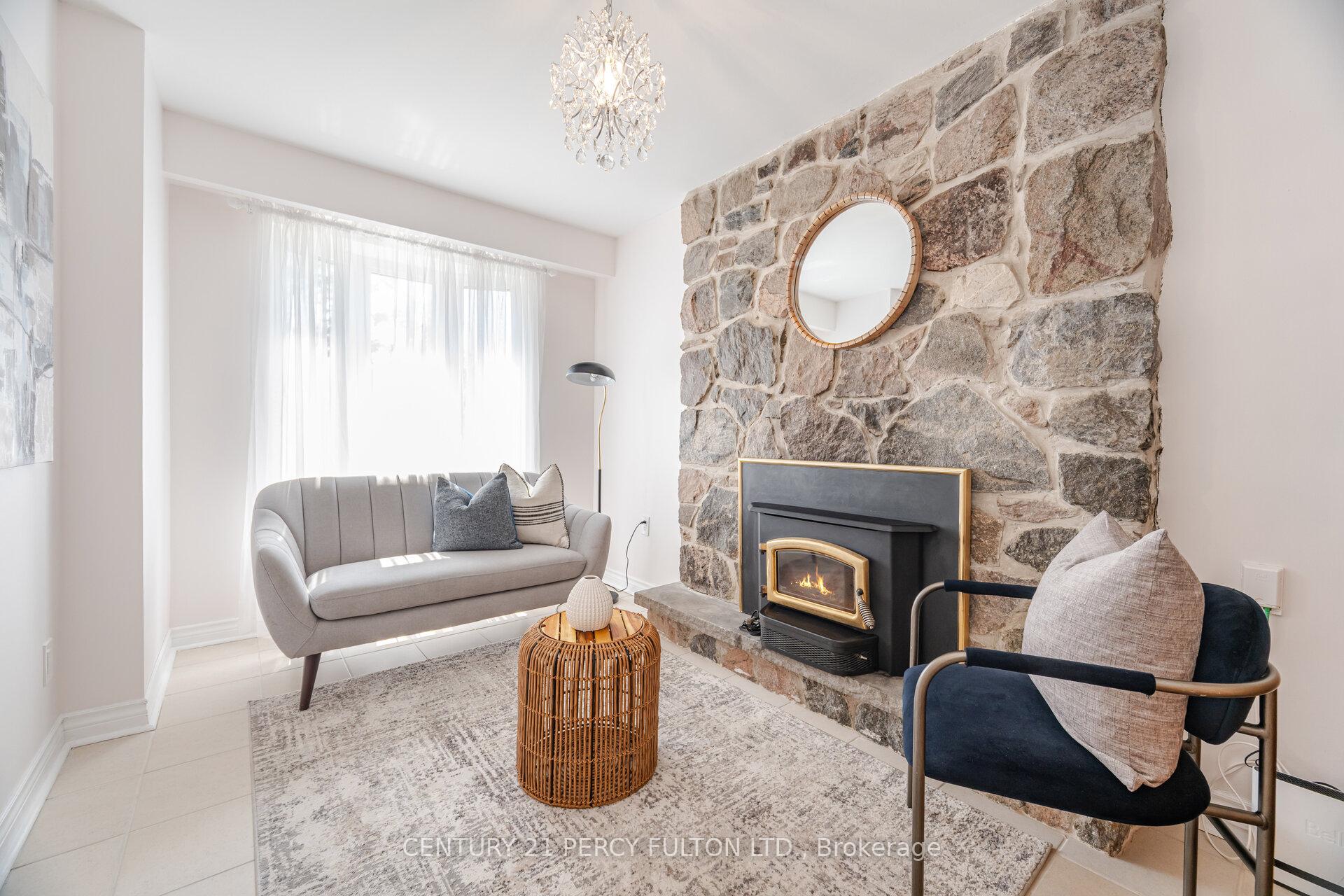 Photo 16 of 541 Creekview Circle, Pickering, West Shore — HOMEH