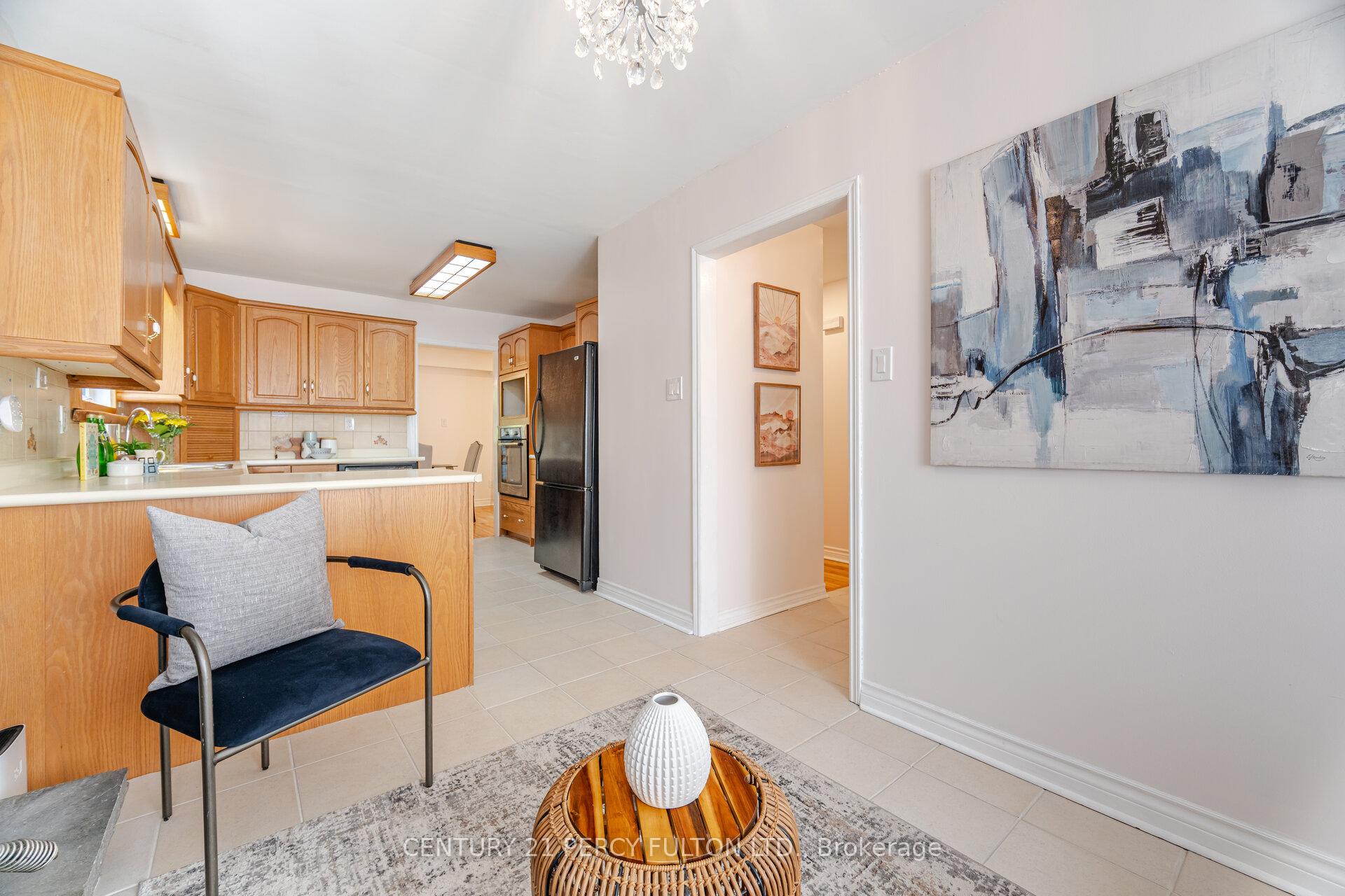 Photo 18 of 541 Creekview Circle, Pickering, West Shore — HOMEH