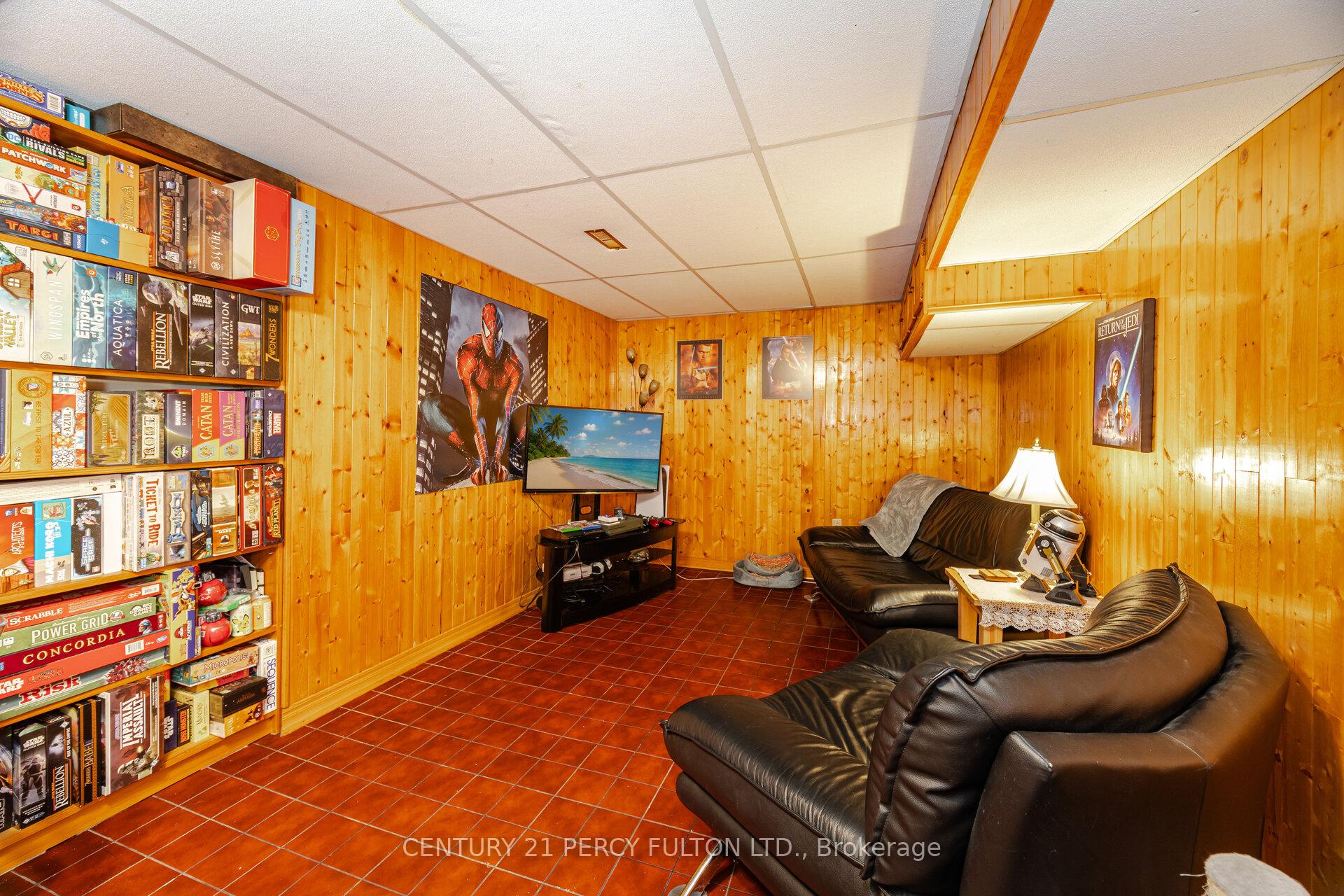 Photo 31 of 541 Creekview Circle, Pickering, West Shore — HOMEH