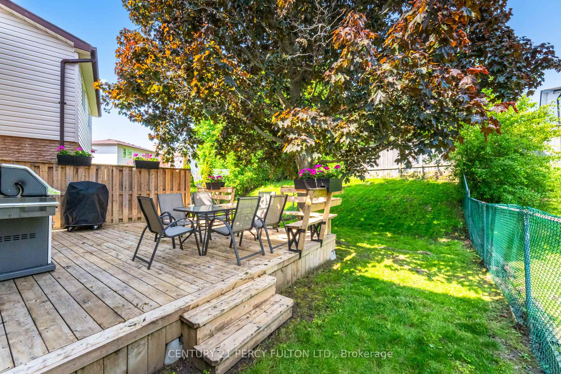 Photo 33 of 541 Creekview Circle, Pickering, West Shore — HOMEH