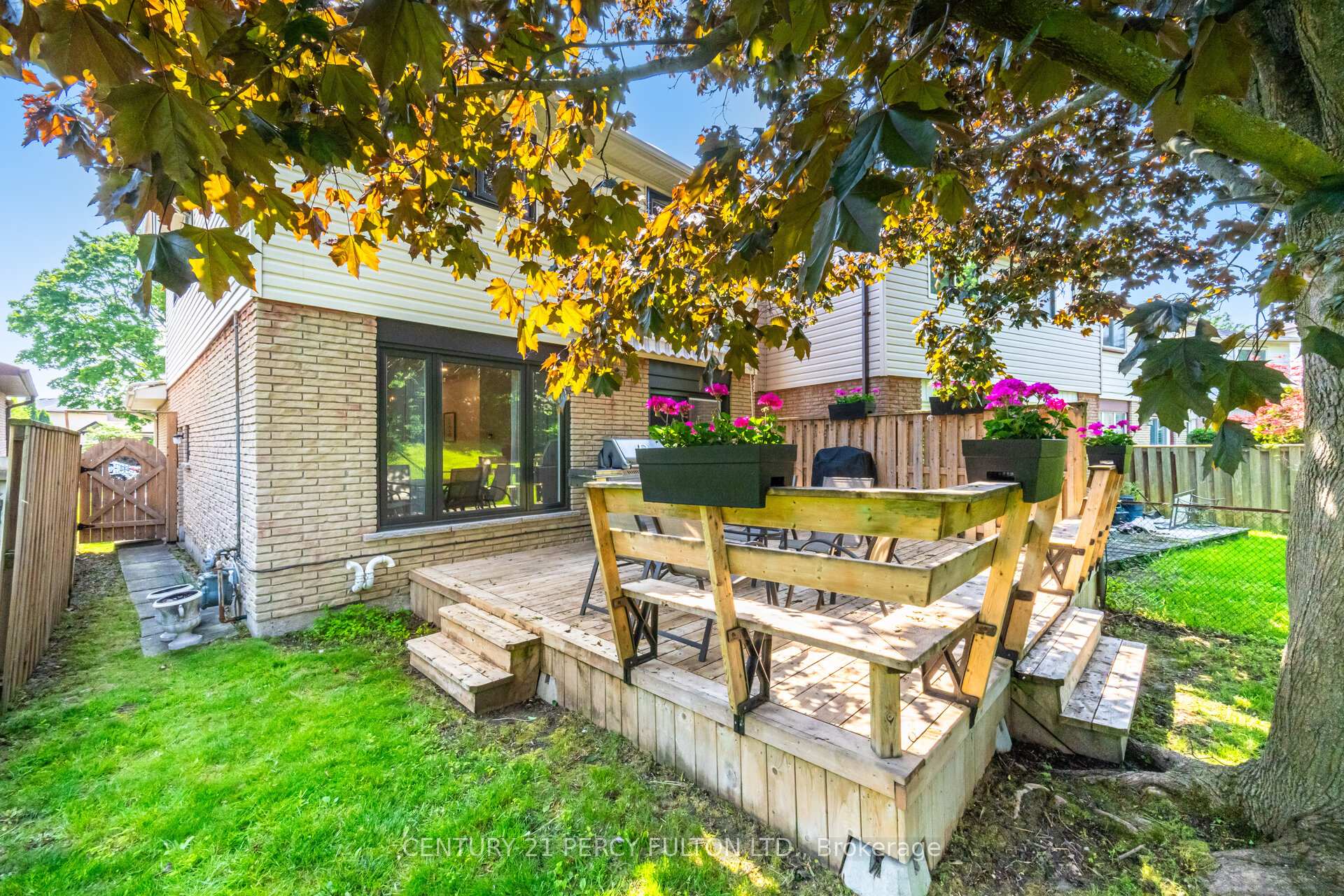 Photo 34 of 541 Creekview Circle, Pickering, West Shore — HOMEH