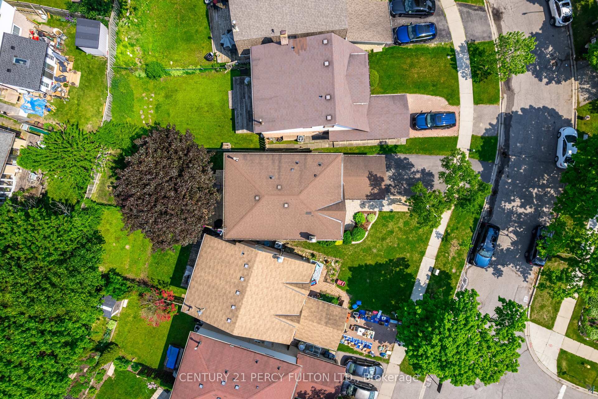 Photo 45 of 541 Creekview Circle, Pickering, West Shore — HOMEH