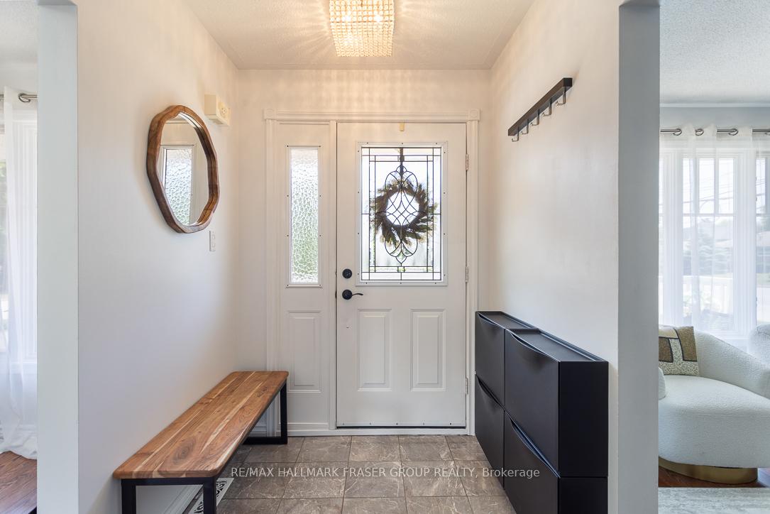 Photo 3 of 756 Hillcrest Road, Pickering, West Shore — HOMEH
