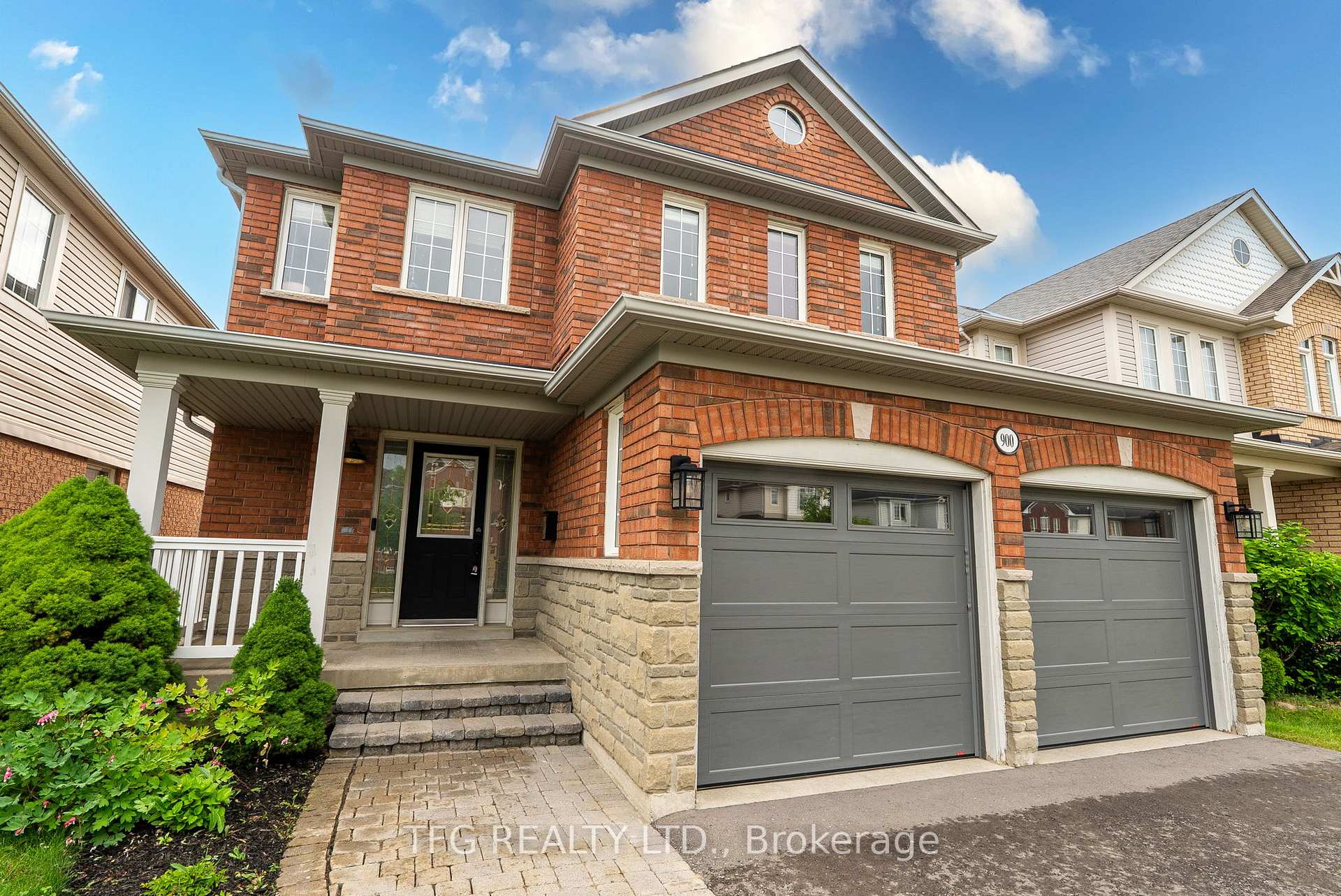 Photo 2 of 900 Ormond Drive, Oshawa, Samac — HOMEH