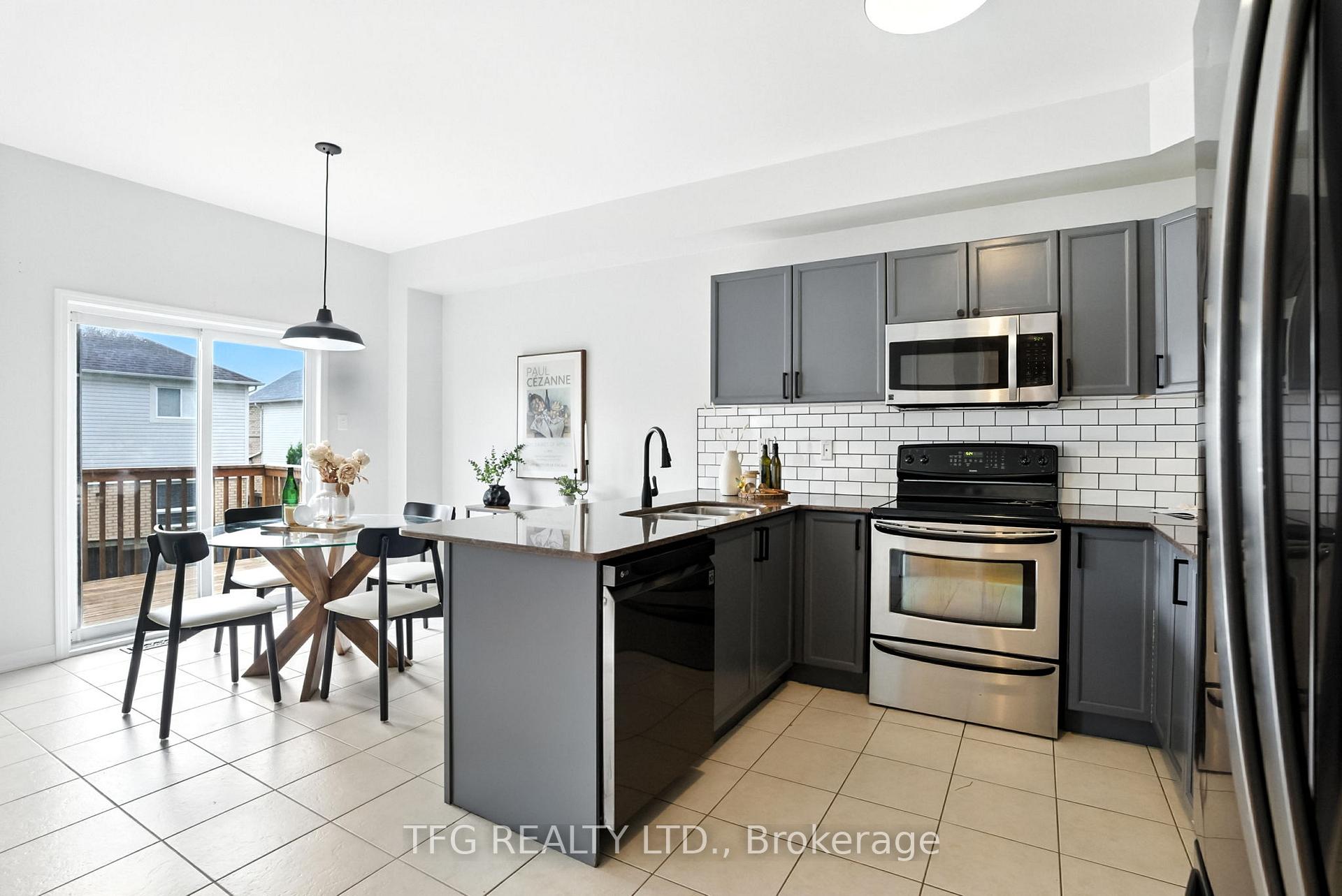 Photo 10 of 900 Ormond Drive, Oshawa, Samac — HOMEH