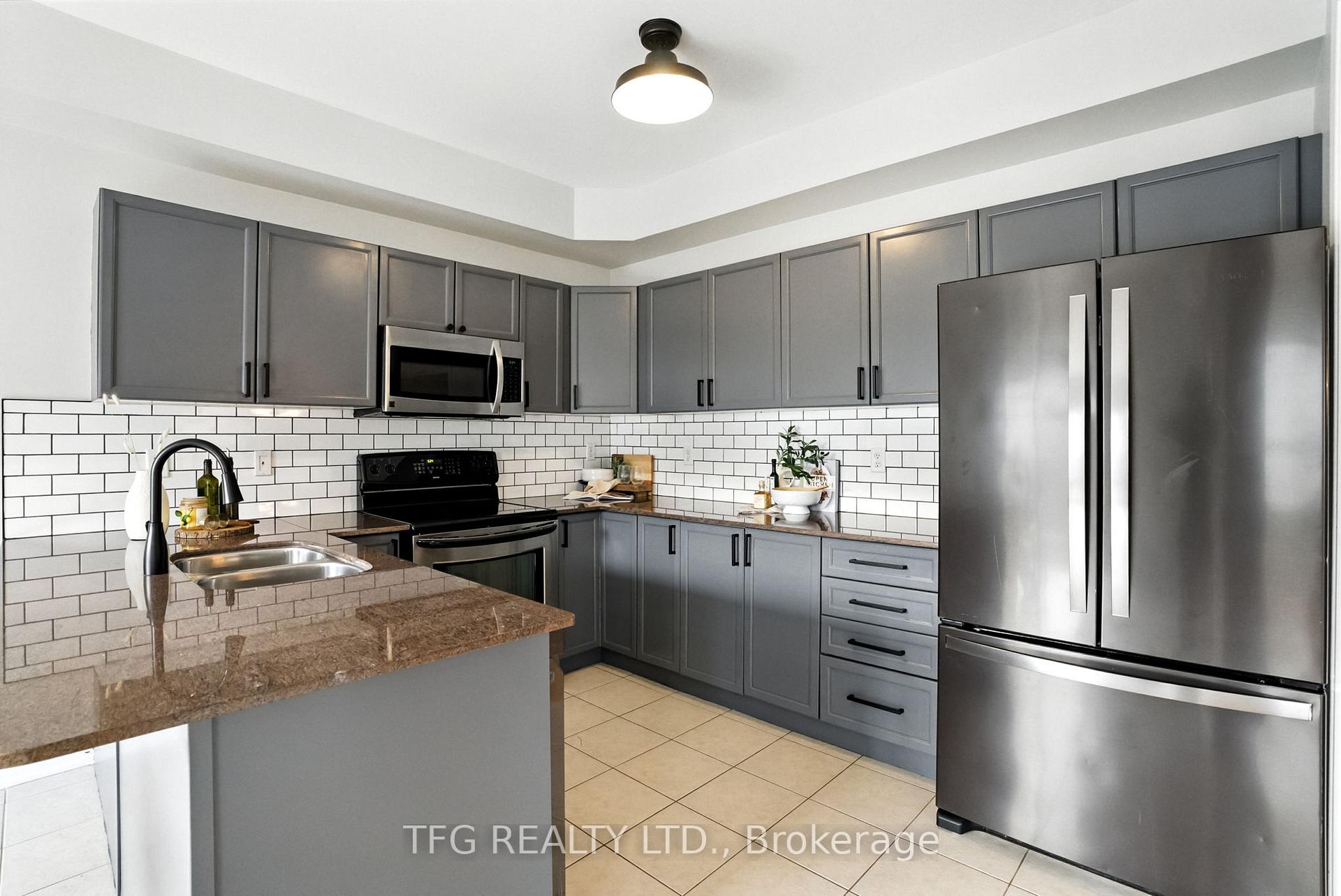 Photo 11 of 900 Ormond Drive, Oshawa, Samac — HOMEH