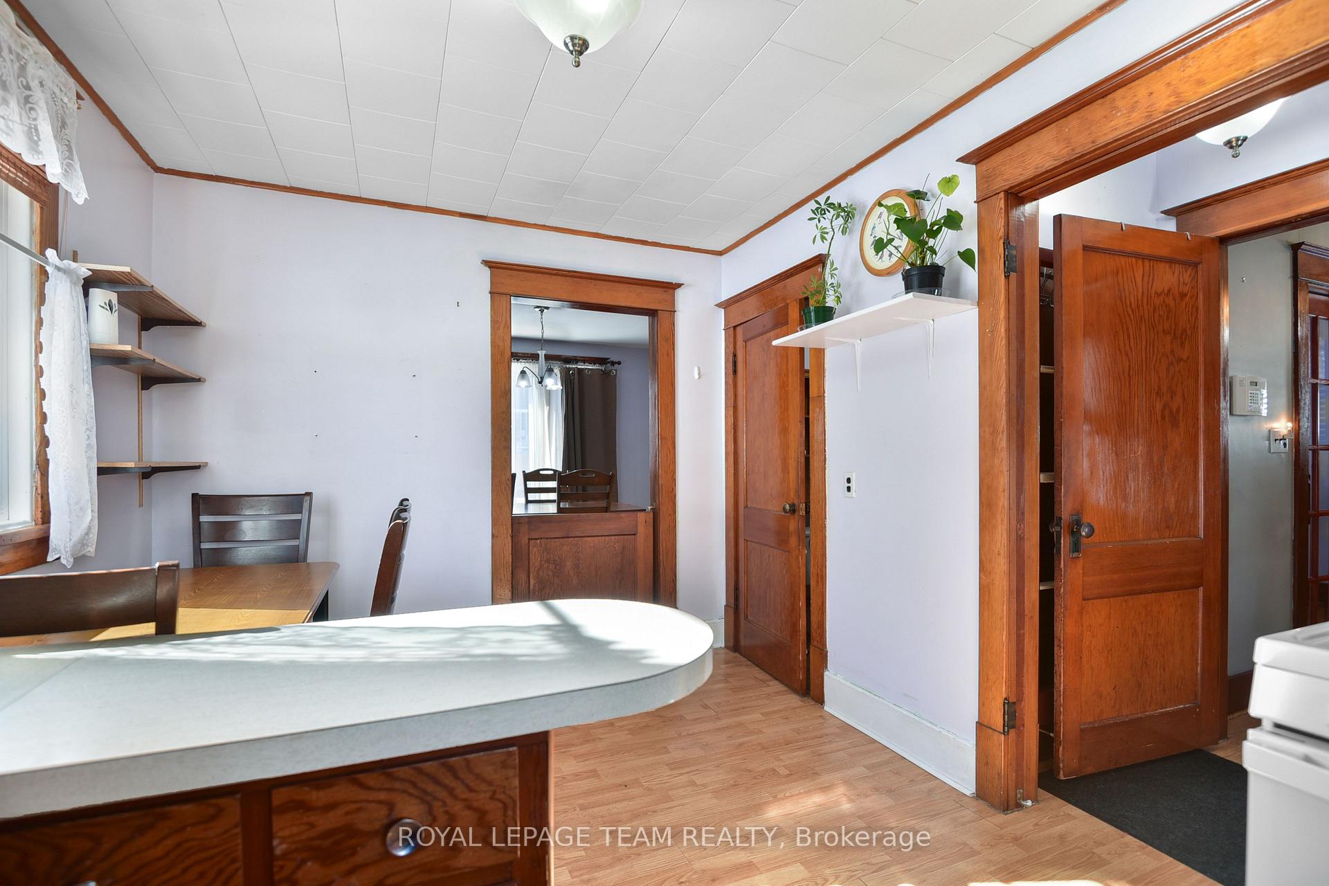 Photo 10 of 151 Wood Street E, Prescott — HOMEH