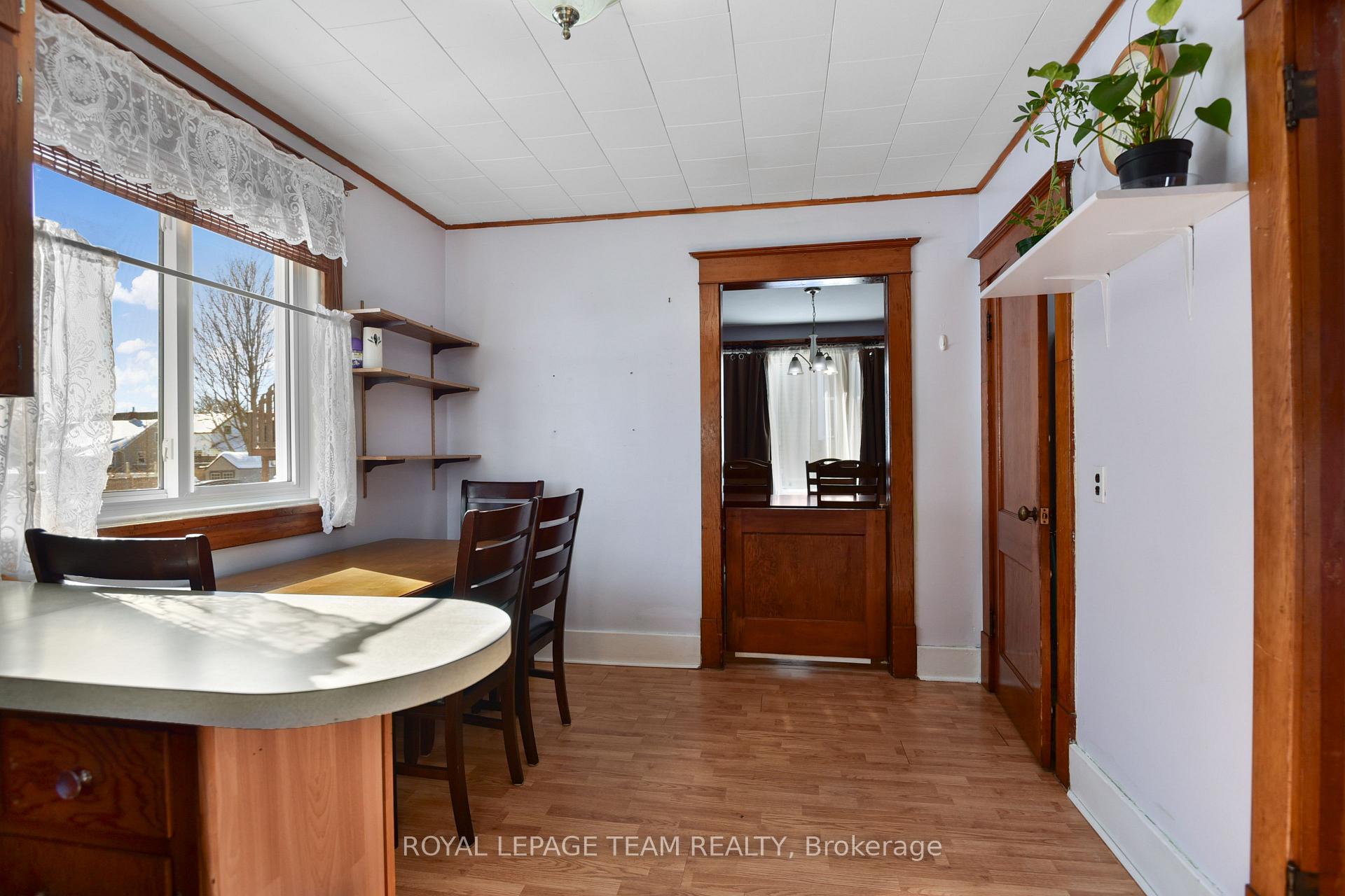 Photo 11 of 151 Wood Street E, Prescott — HOMEH