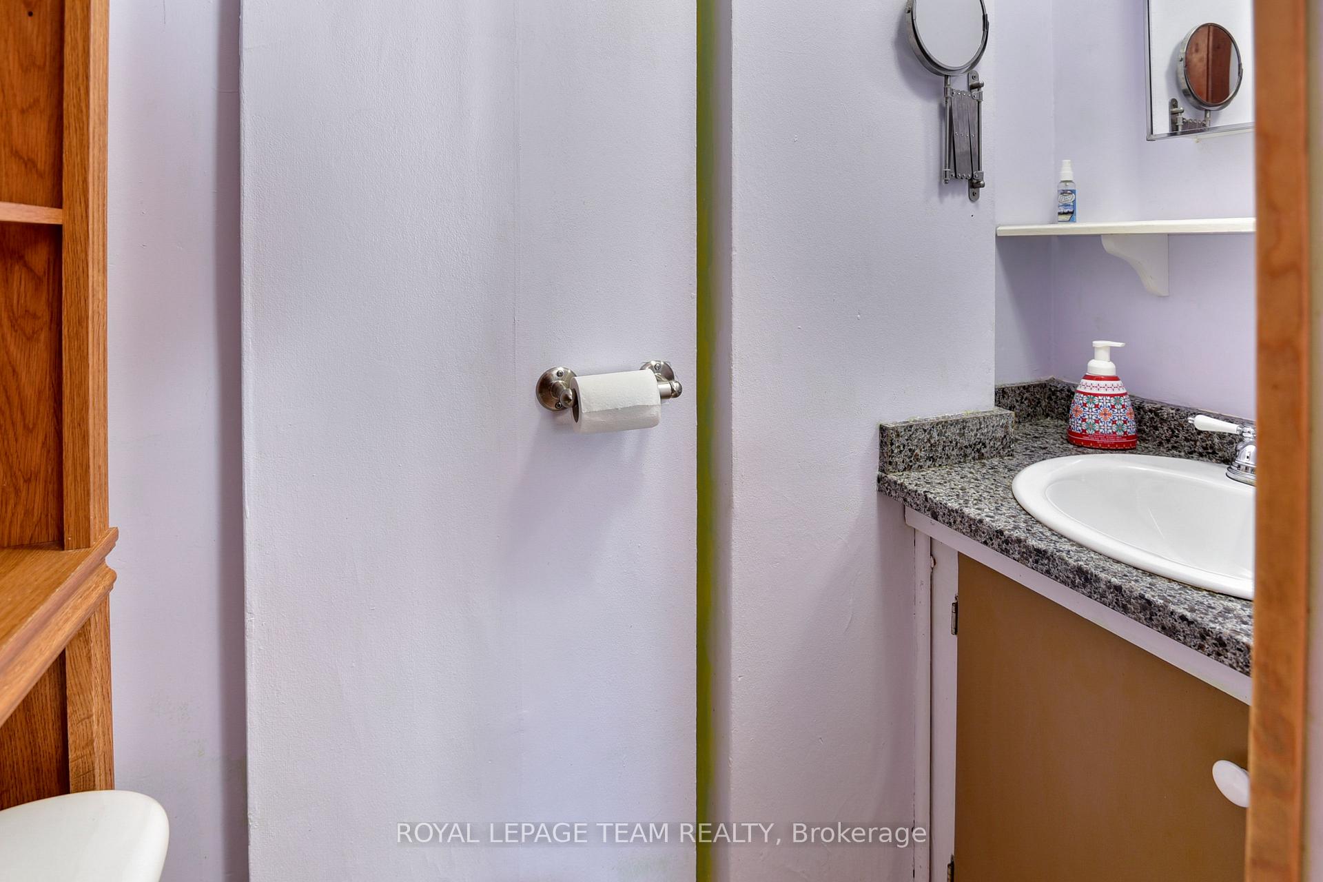 Photo 12 of 151 Wood Street E, Prescott — HOMEH