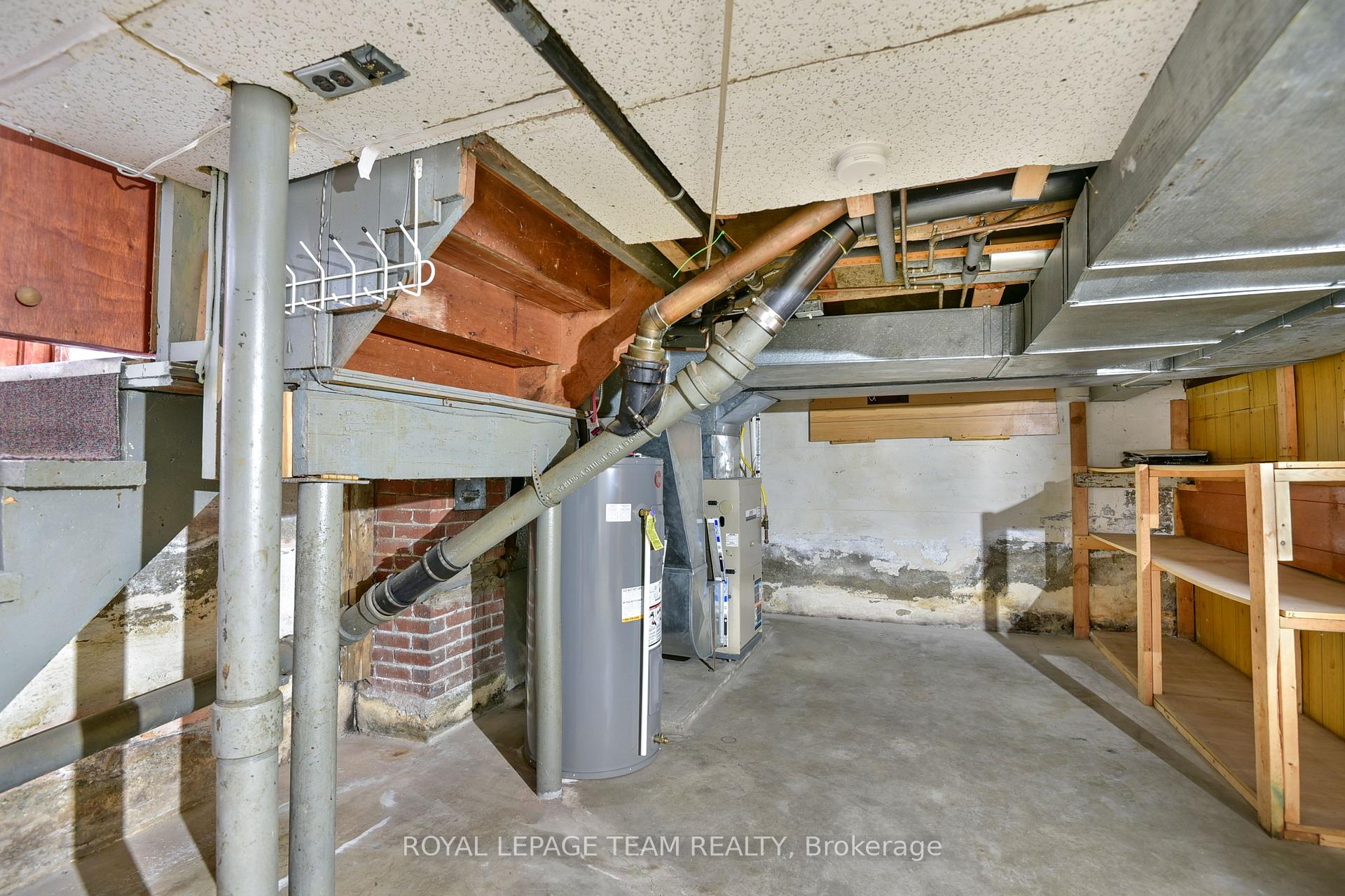 Photo 17 of 151 Wood Street E, Prescott — HOMEH