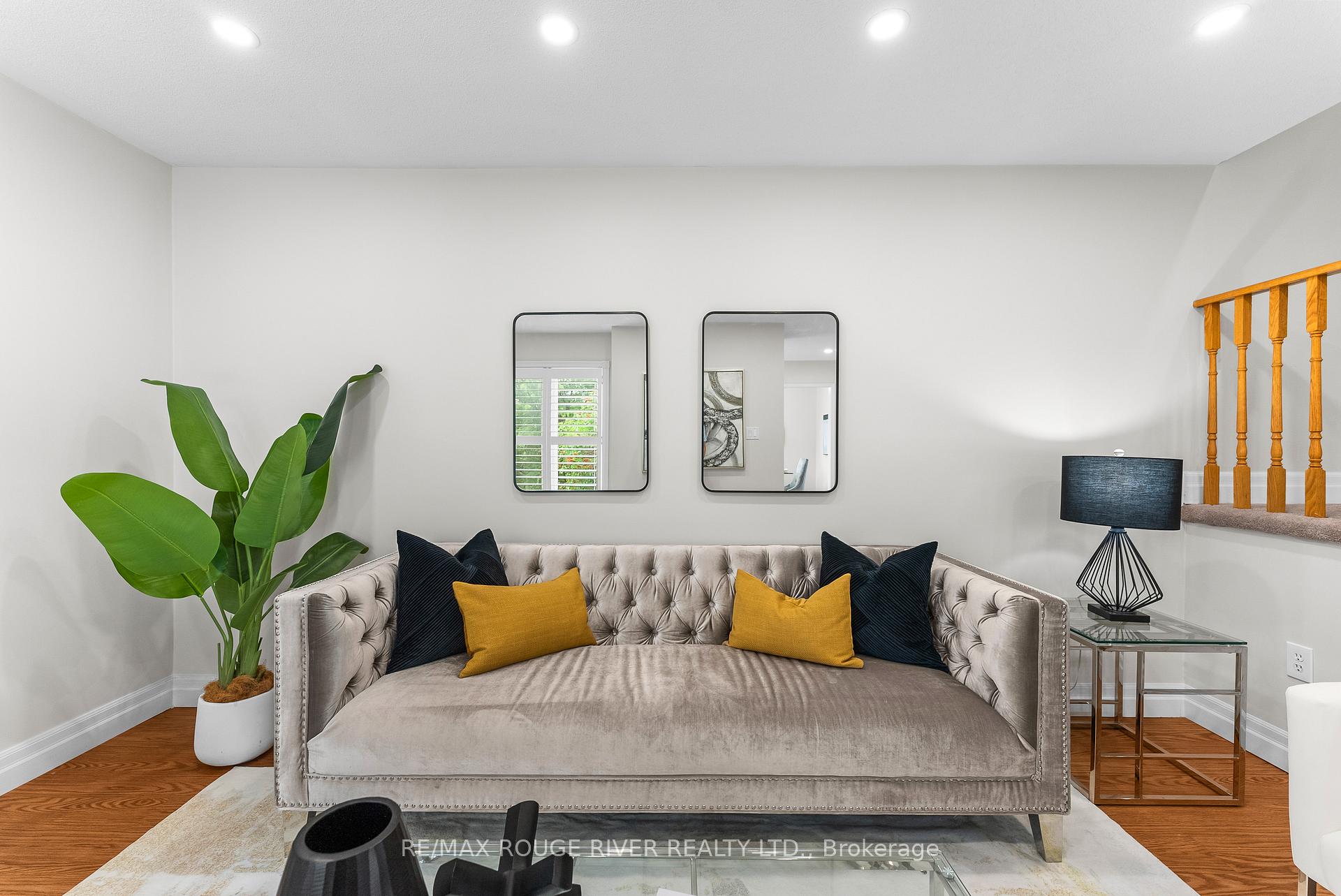 Photo 3 of 1538 Major Oaks Road, Pickering, Brock Ridge — HOMEH