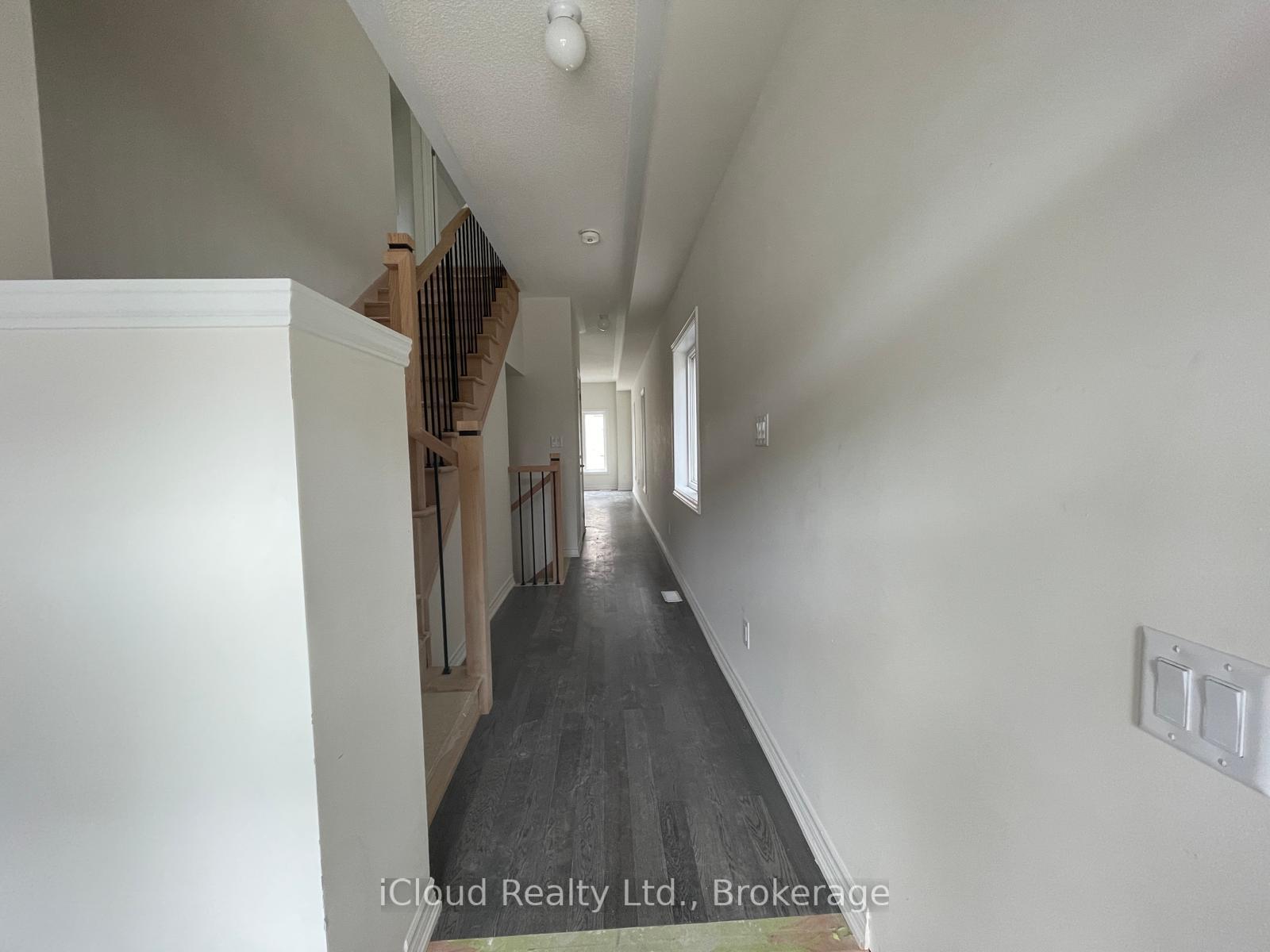 Photo 4 of 2507 Athena Path, Pickering, Rural Pickering — HOMEH