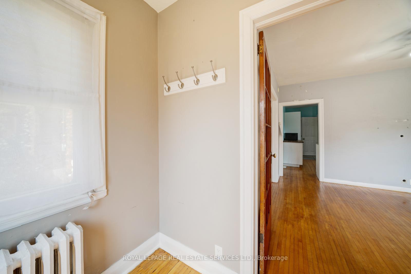 Photo 10 of 294 Eulalie Avenue, Oshawa, Central — HOMEH