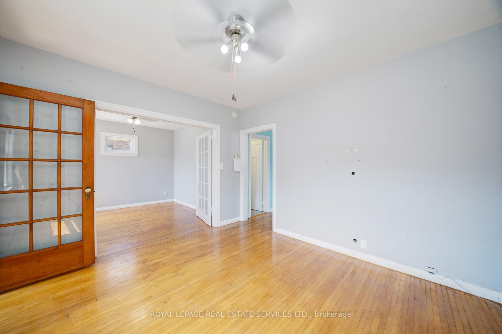 Photo 12 of 294 Eulalie Avenue, Oshawa, Central — HOMEH
