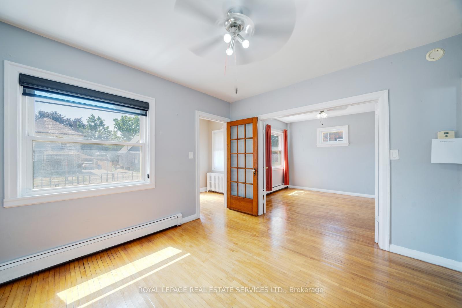 Photo 13 of 294 Eulalie Avenue, Oshawa, Central — HOMEH