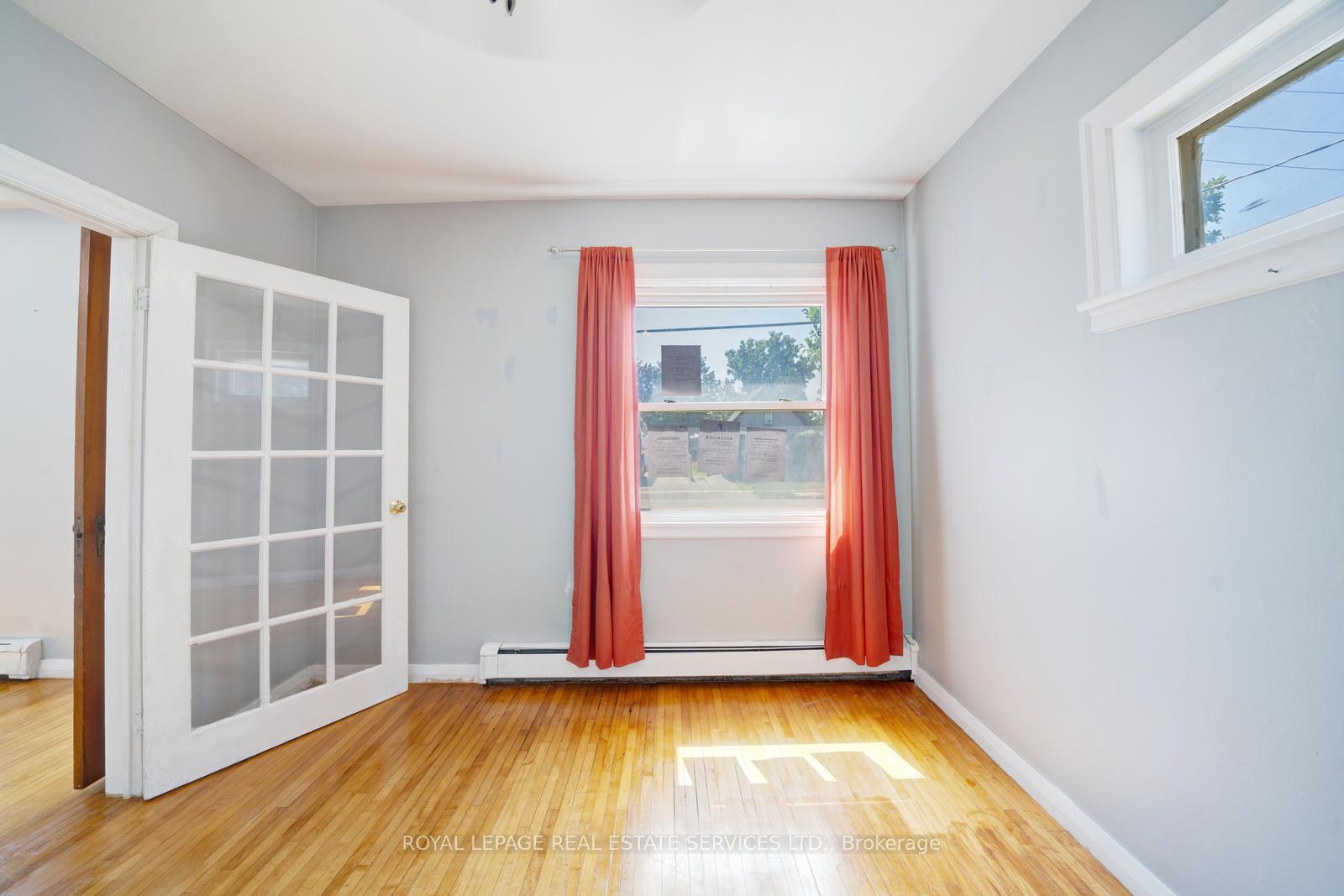 Photo 18 of 294 Eulalie Avenue, Oshawa, Central — HOMEH