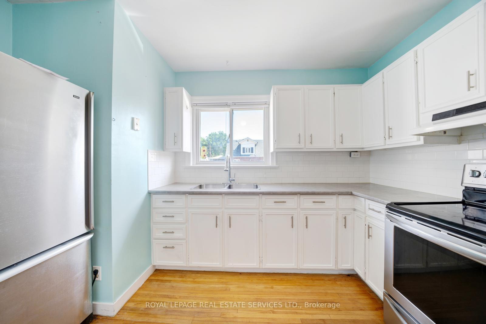 Photo 20 of 294 Eulalie Avenue, Oshawa, Central — HOMEH
