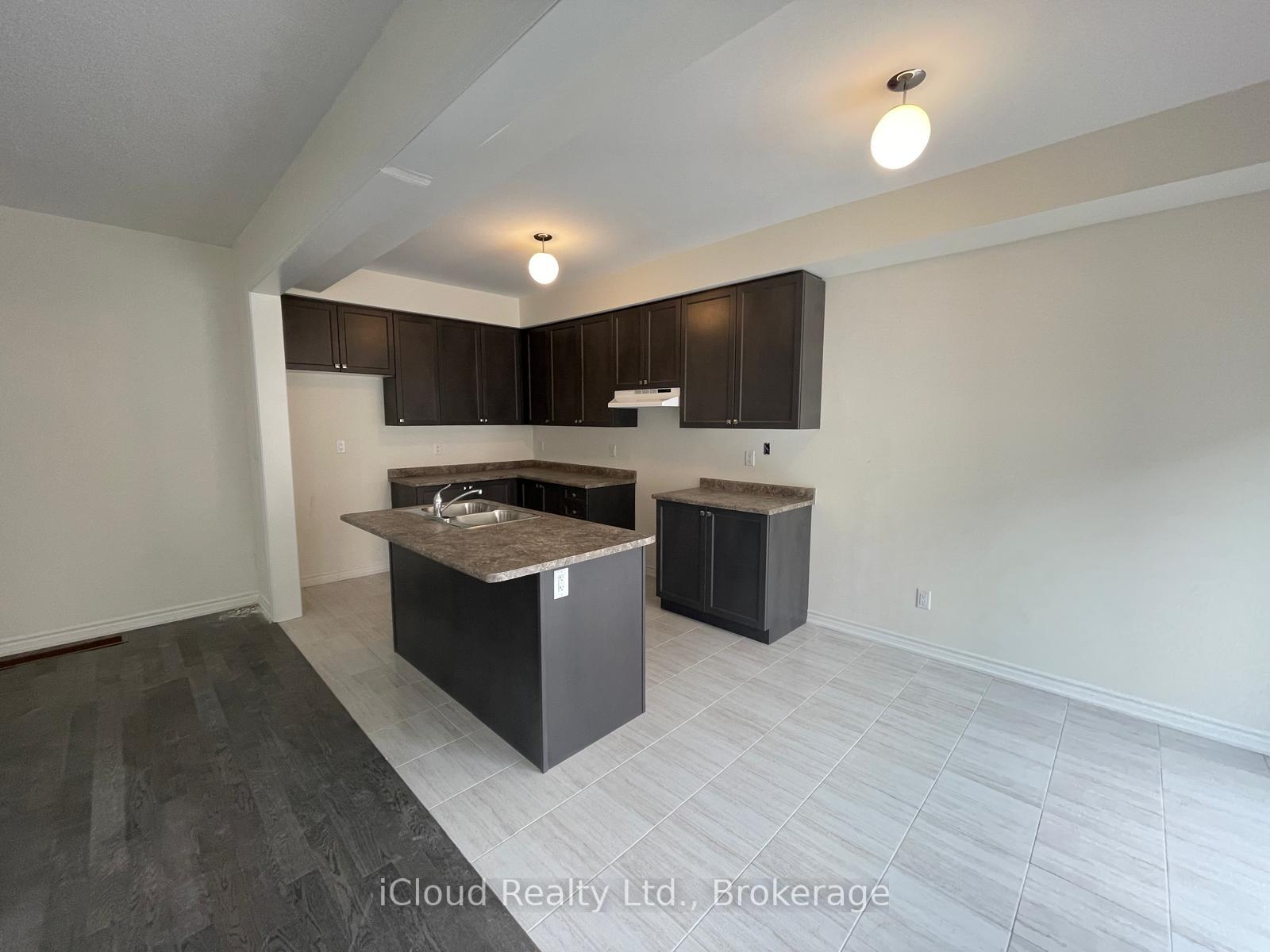 Photo 10 of 2501 Athena Path, Pickering, Rural Pickering — HOMEH