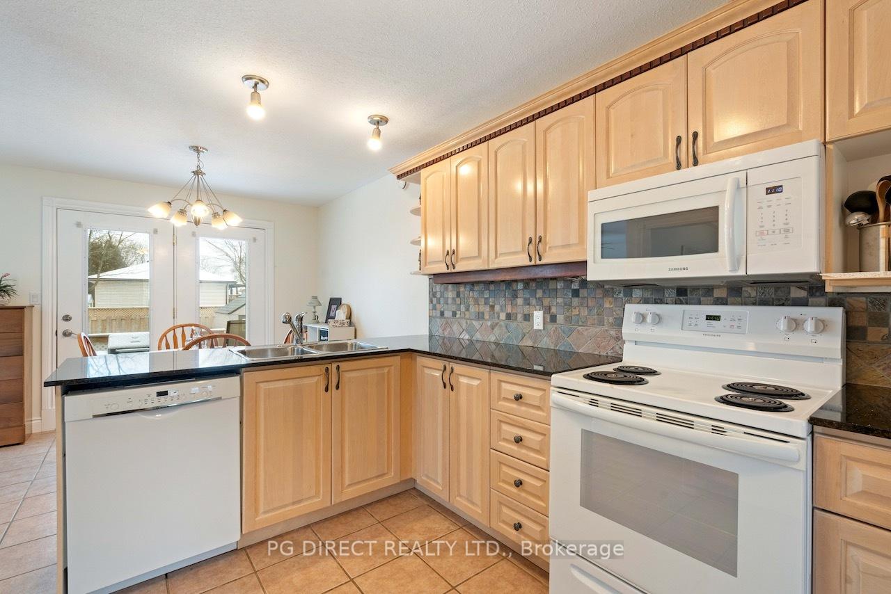 Photo 5 of 1019 Massie Drive, Prescott — HOMEH