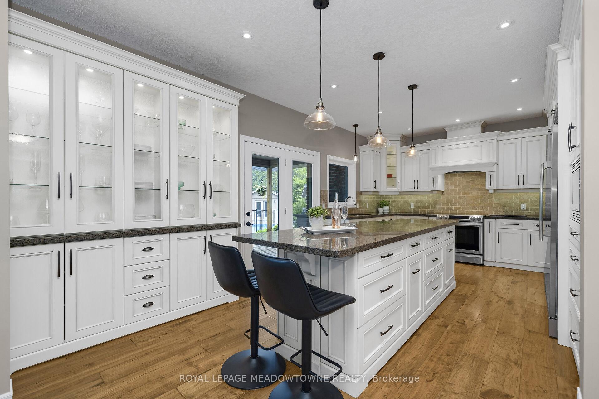 Photo 8 of 7412 Boyce Drive, Puslinch, Rural Puslinch East — HOMEH
