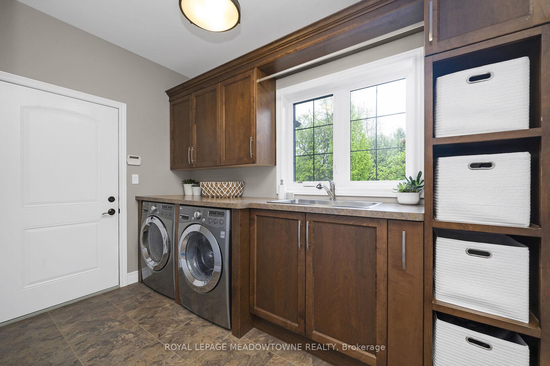 Photo 11 of 7412 Boyce Drive, Puslinch, Rural Puslinch East — HOMEH