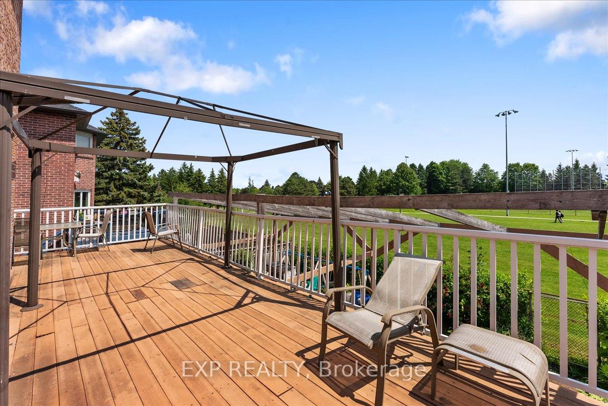 Photo 8 of 1734 Broadoak Crescent, Pickering, Amberlea — HOMEH