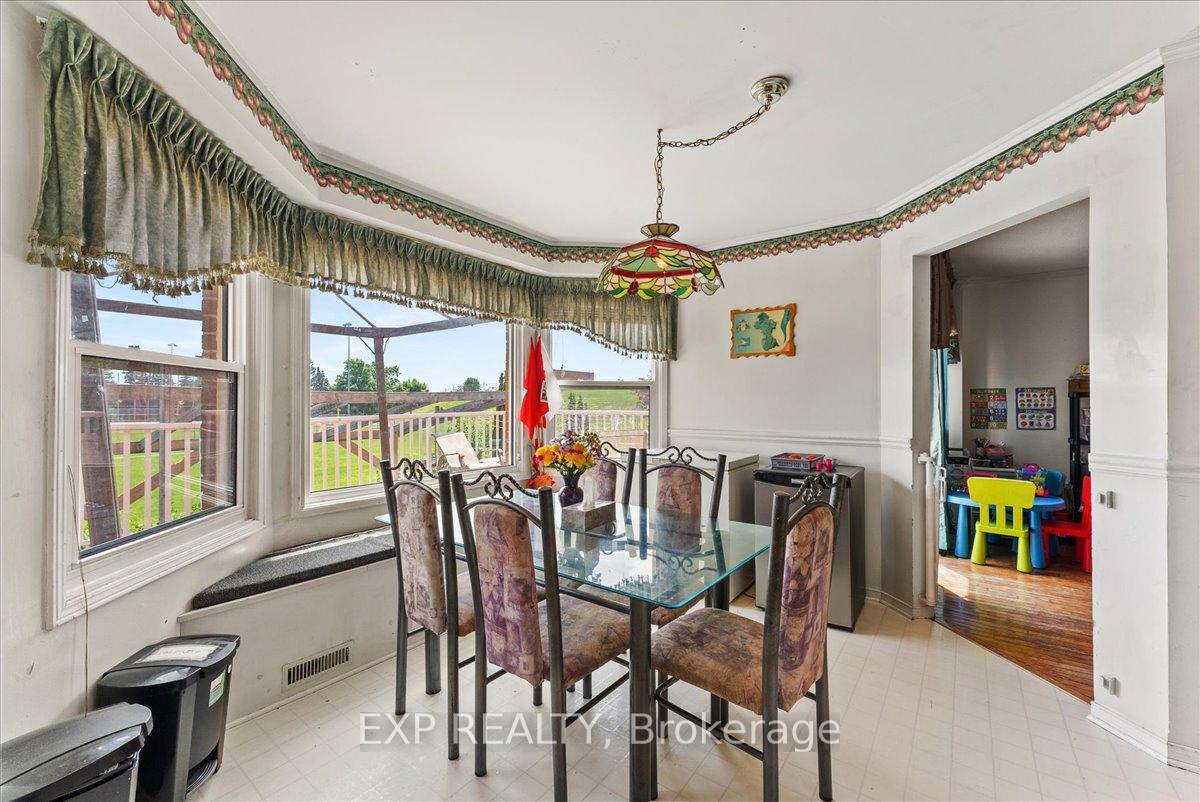 Photo 17 of 1734 Broadoak Crescent, Pickering, Amberlea — HOMEH
