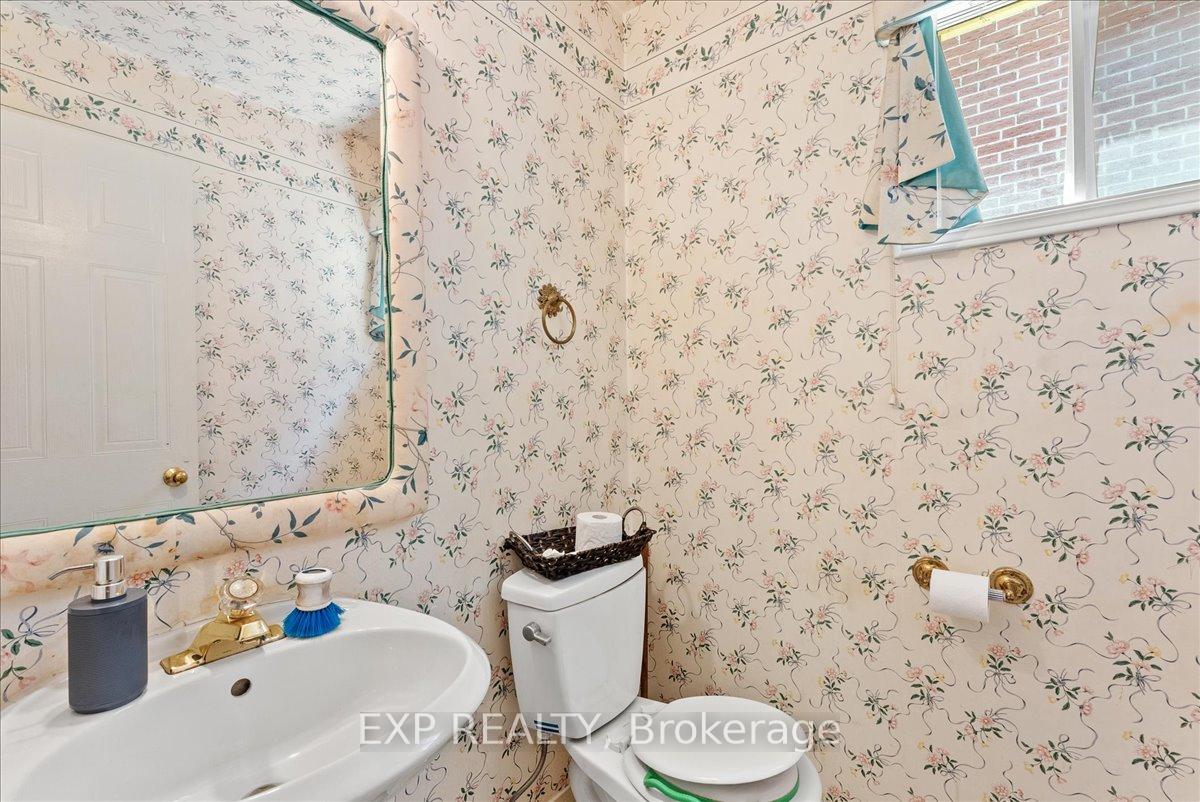 Photo 20 of 1734 Broadoak Crescent, Pickering, Amberlea — HOMEH