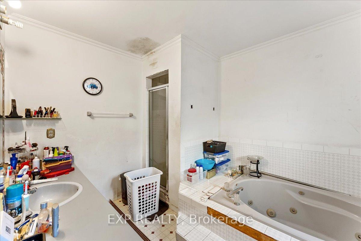 Photo 33 of 1734 Broadoak Crescent, Pickering, Amberlea — HOMEH
