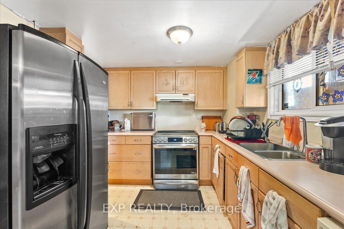 Photo 38 of 1734 Broadoak Crescent, Pickering, Amberlea — HOMEH