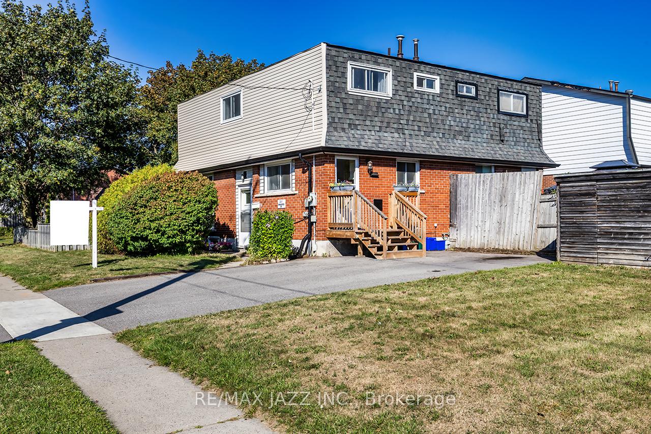 Photo 1 of 261 Vancouver Street, Oshawa, Vanier — HOMEH