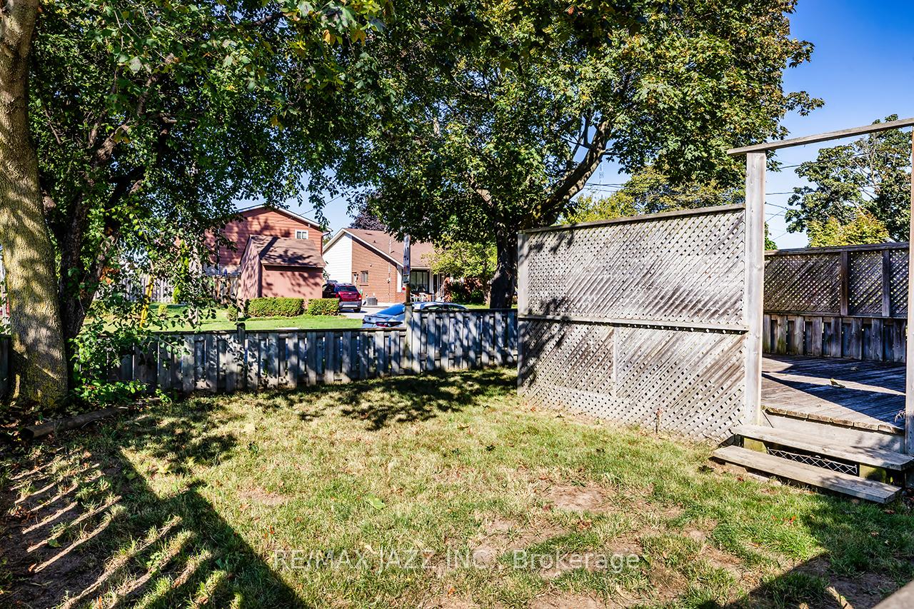 Photo 39 of 261 Vancouver Street, Oshawa, Vanier — HOMEH