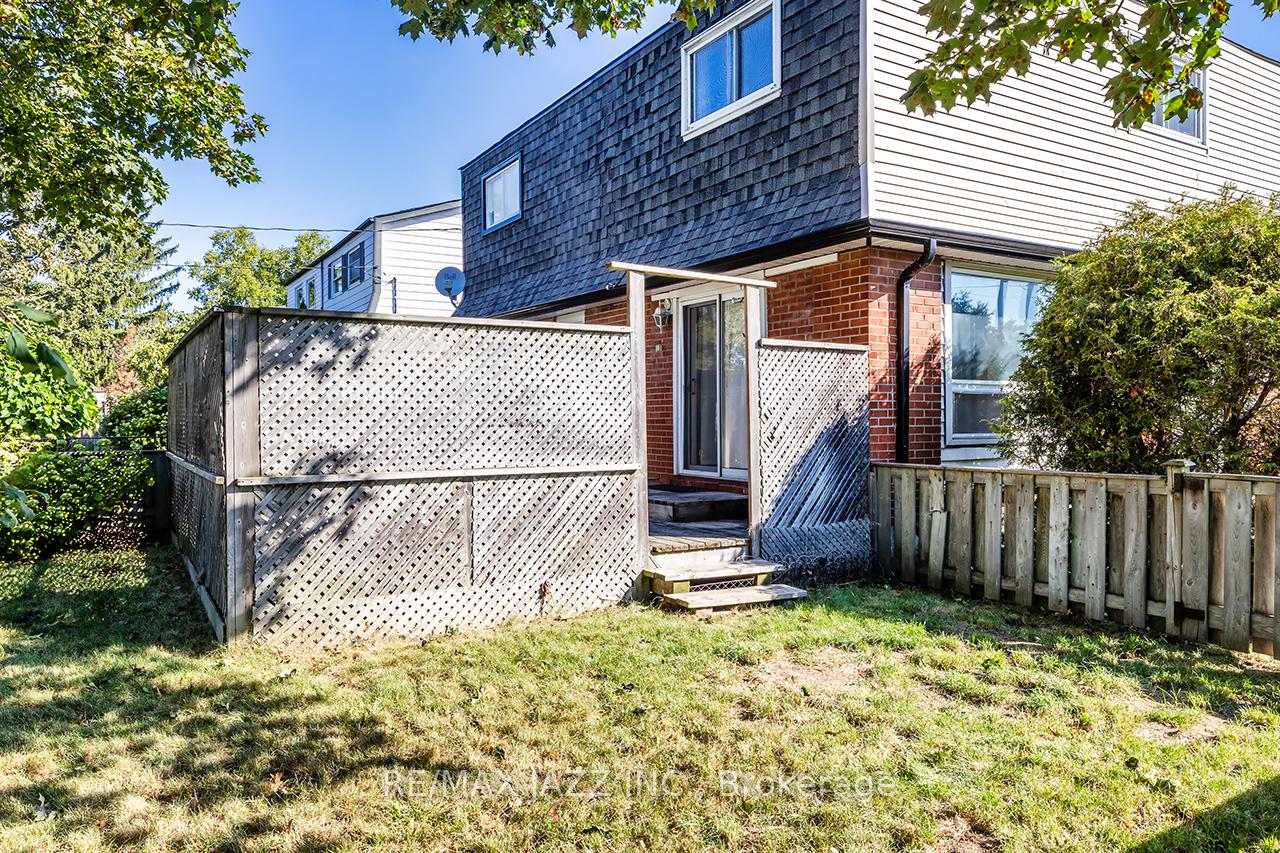 Photo 40 of 261 Vancouver Street, Oshawa, Vanier — HOMEH