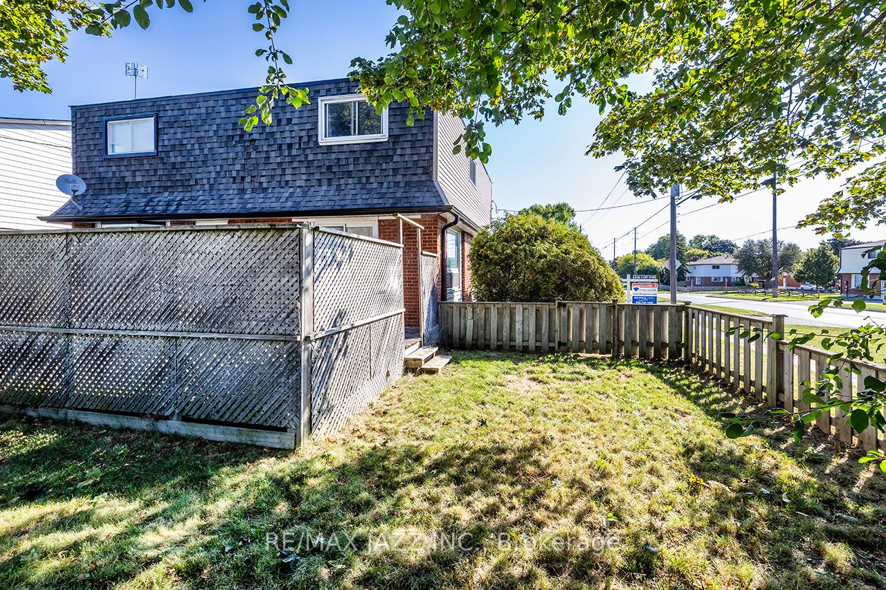 Photo 44 of 261 Vancouver Street, Oshawa, Vanier — HOMEH
