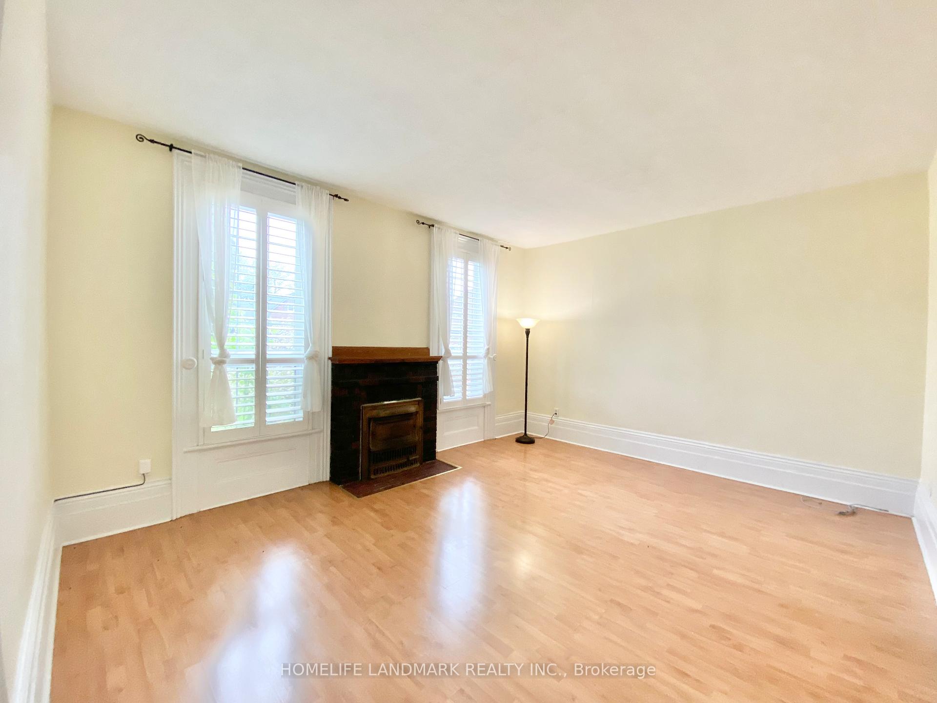 Photo 2 of Unit 1, 292 William Street E, Oshawa, O'Neill — HOMEH