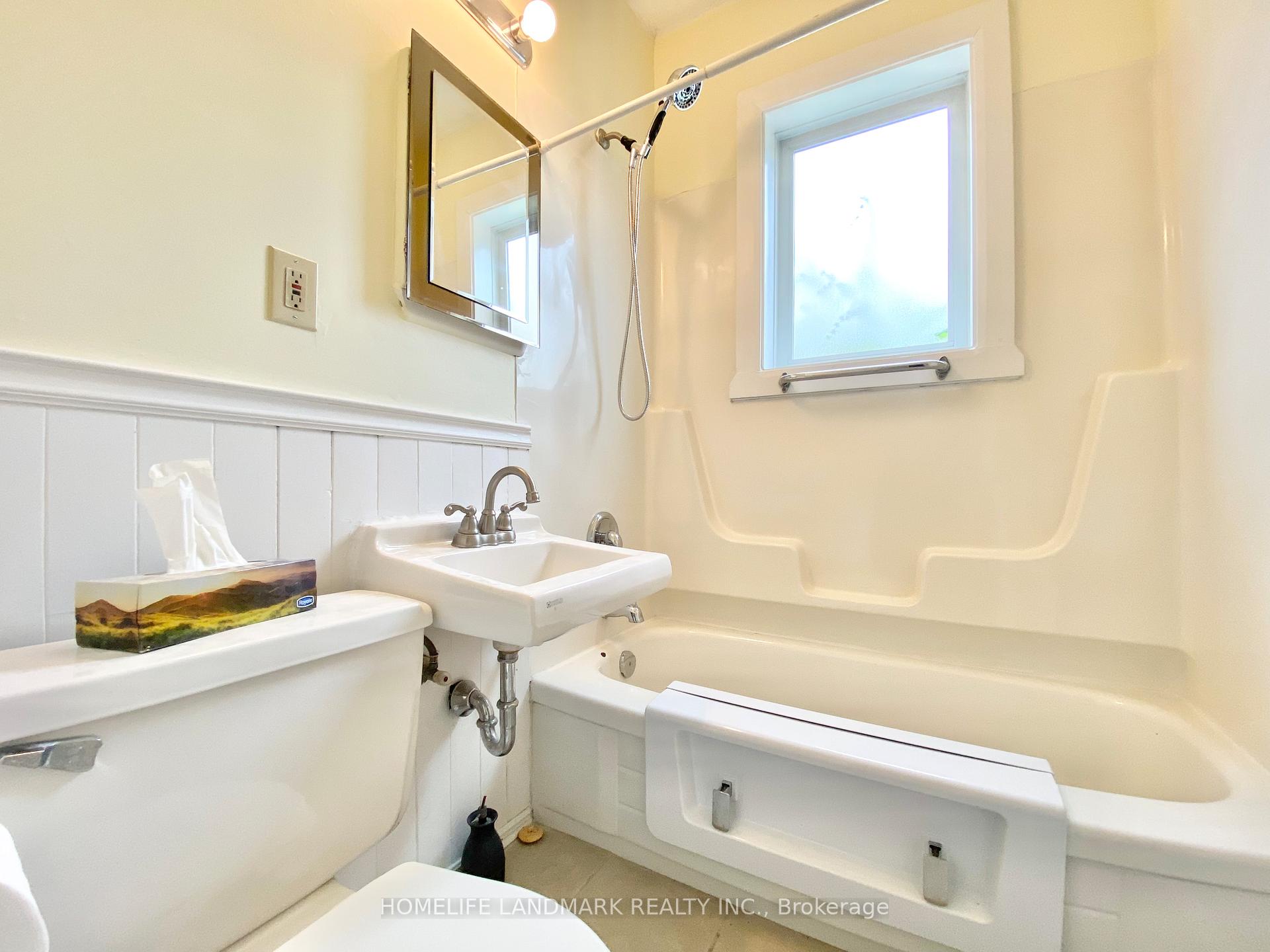 Photo 7 of Unit 1, 292 William Street E, Oshawa, O'Neill — HOMEH