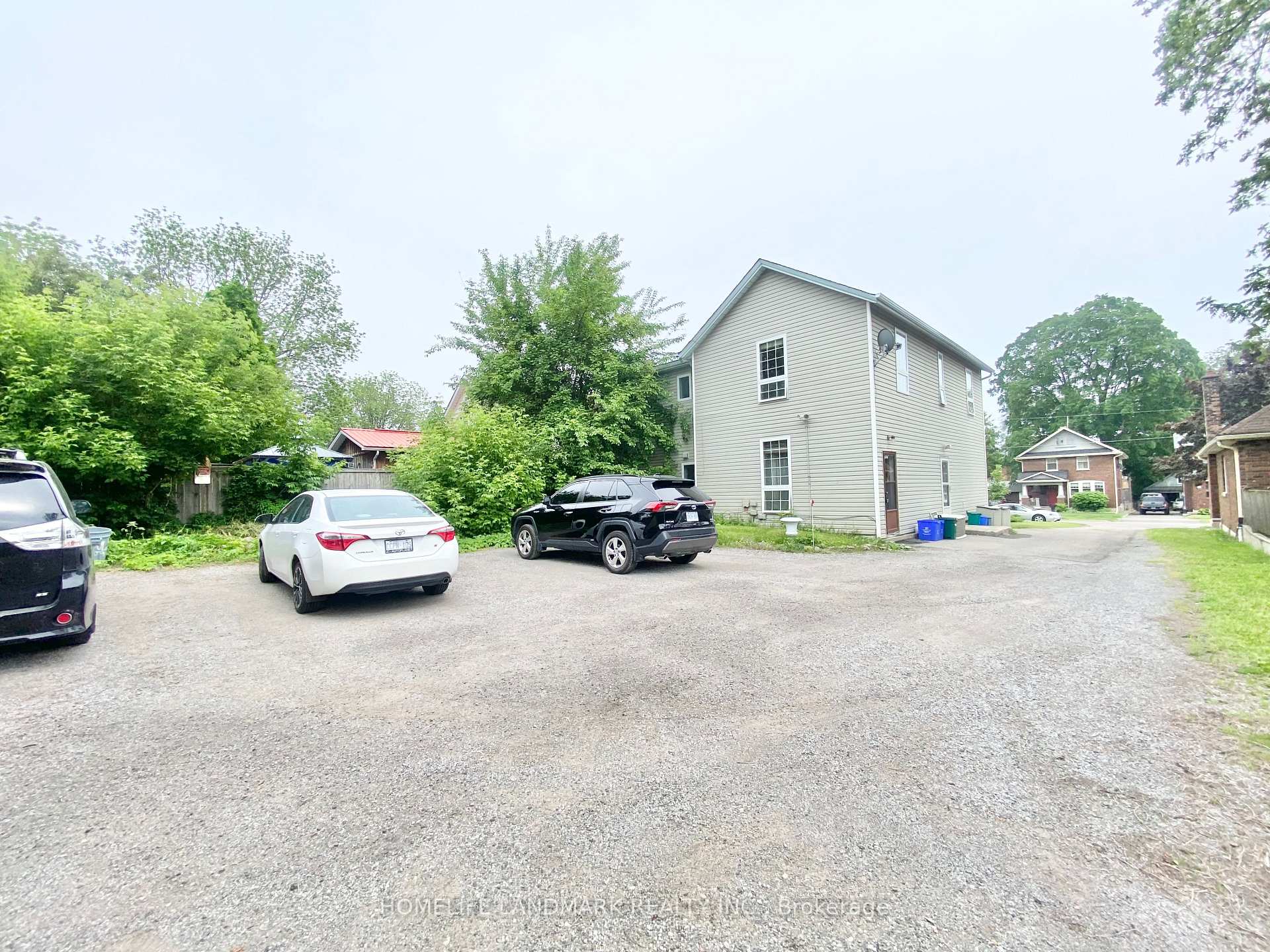 Photo 8 of Unit 1, 292 William Street E, Oshawa, O'Neill — HOMEH