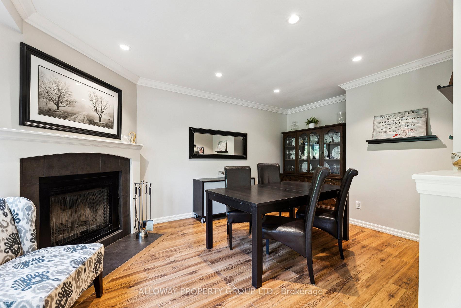 Photo 11 of 1619 Deerbrook Drive, Pickering, Liverpool — HOMEH