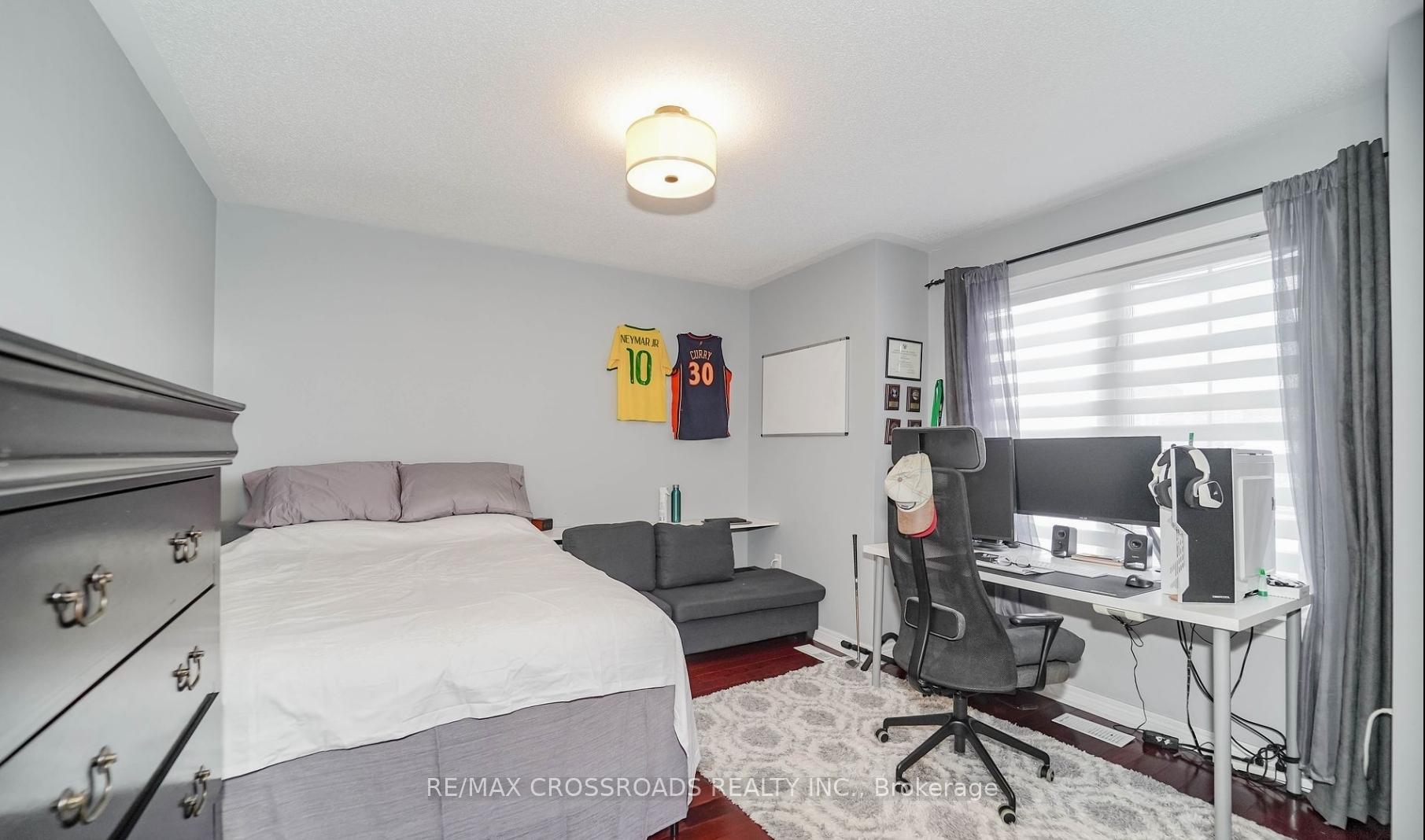 Photo 22 of 1383 Langley Circle, Oshawa, Pinecrest — HOMEH