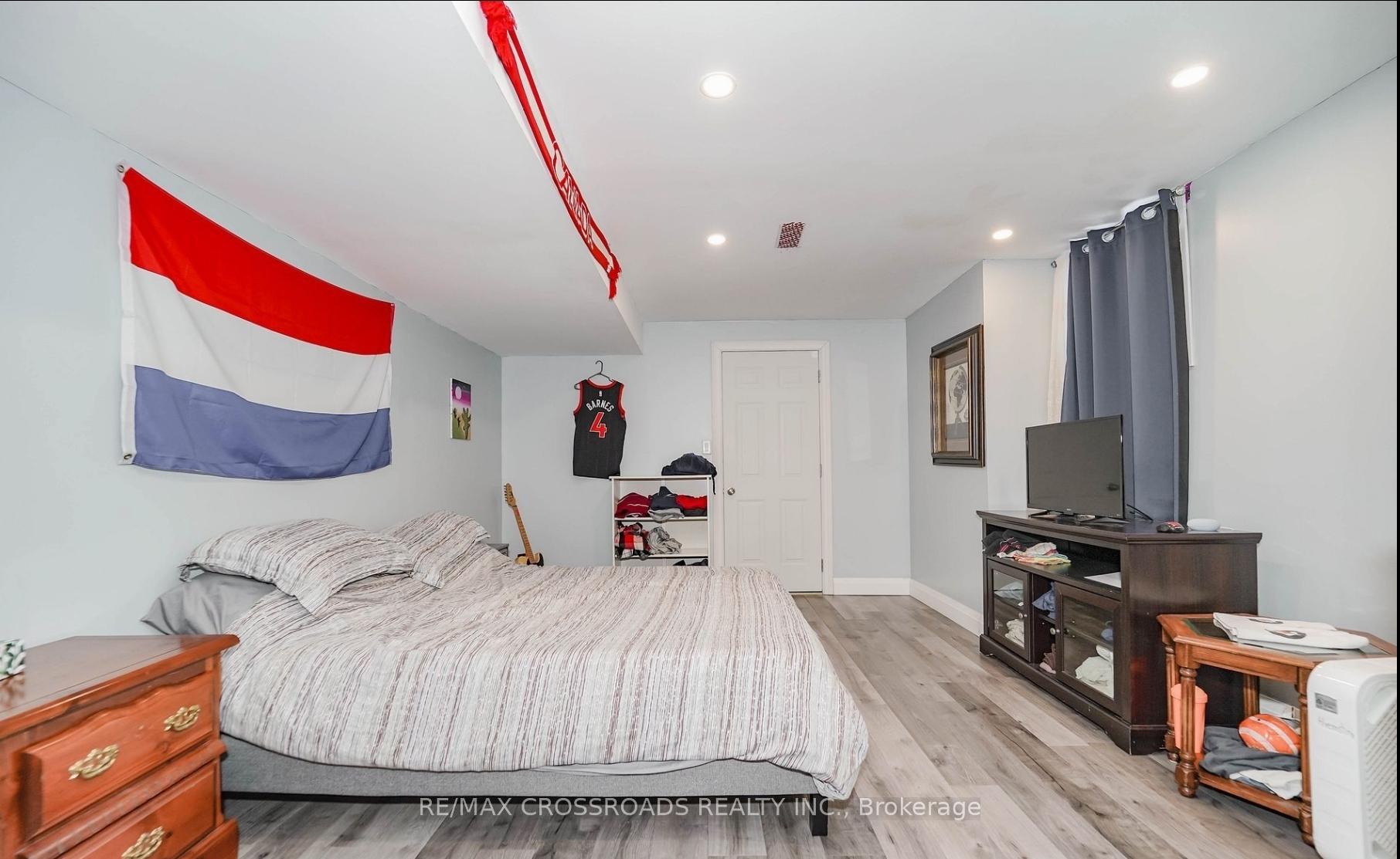 Photo 30 of 1383 Langley Circle, Oshawa, Pinecrest — HOMEH