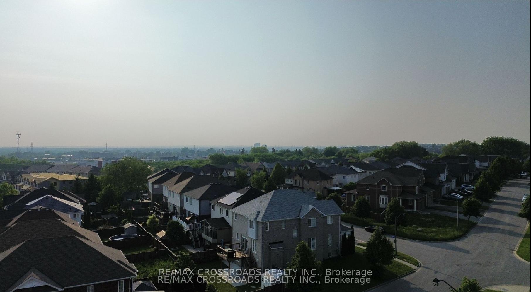 Photo 32 of 1383 Langley Circle, Oshawa, Pinecrest — HOMEH