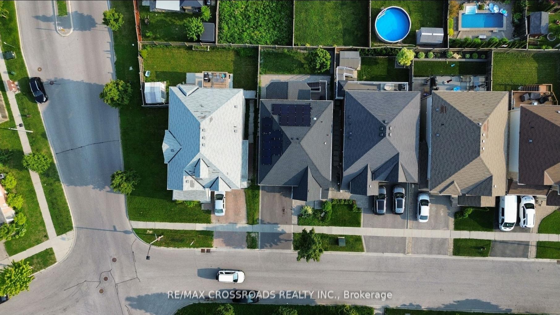 Photo 33 of 1383 Langley Circle, Oshawa, Pinecrest — HOMEH
