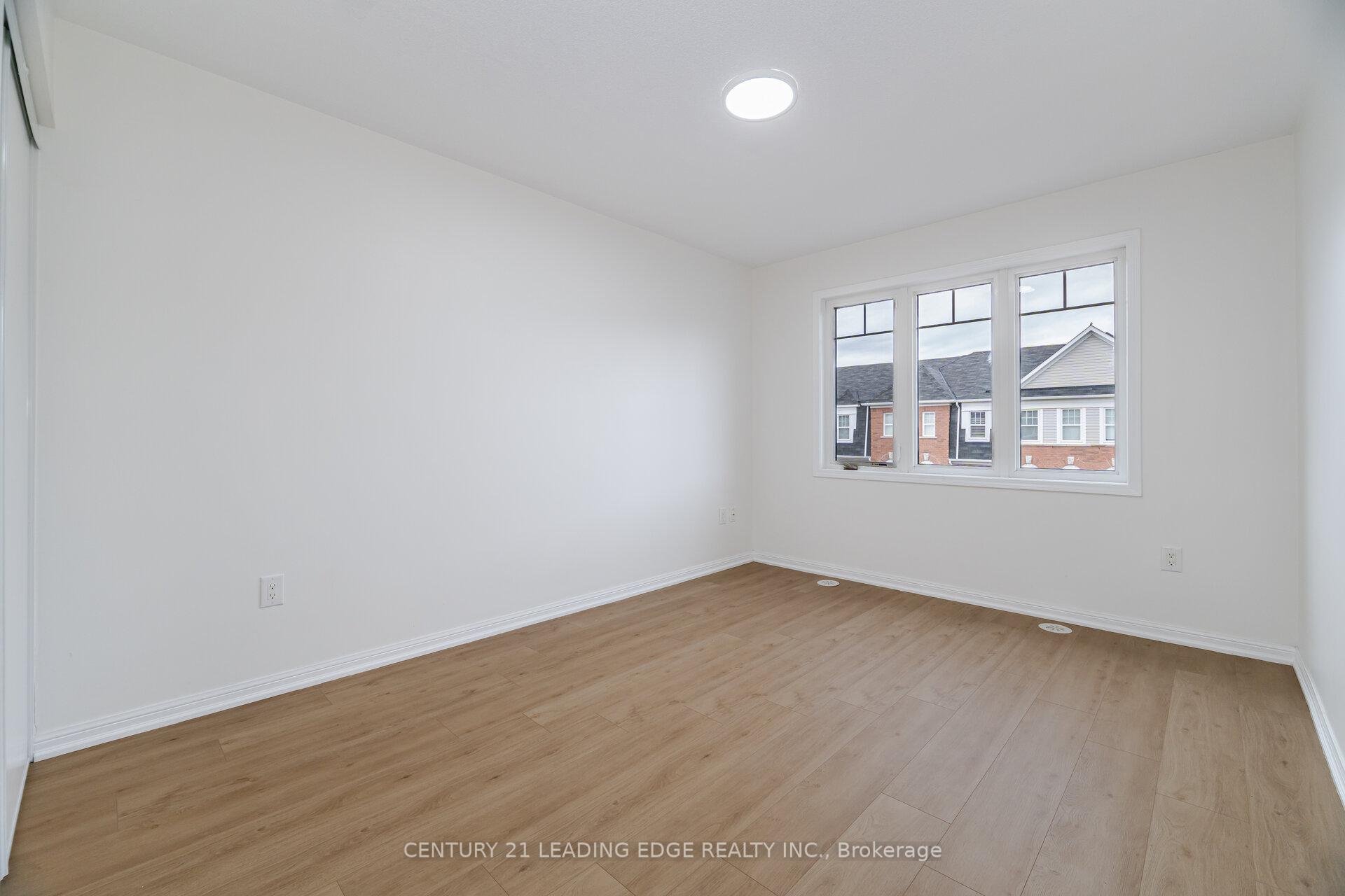 Photo 42 of 69 Tight Court, Milton, Willmott — HOMEH