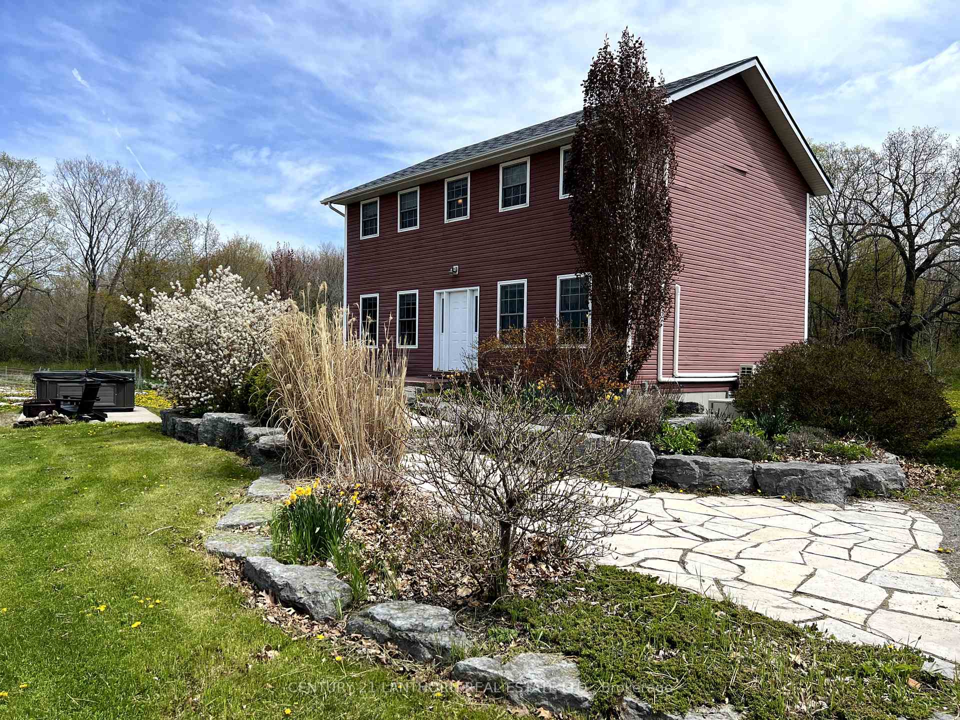 Photo 1 of 422 Partridge Hollow Road, Prince Edward County, Hillier Ward — HOMEH