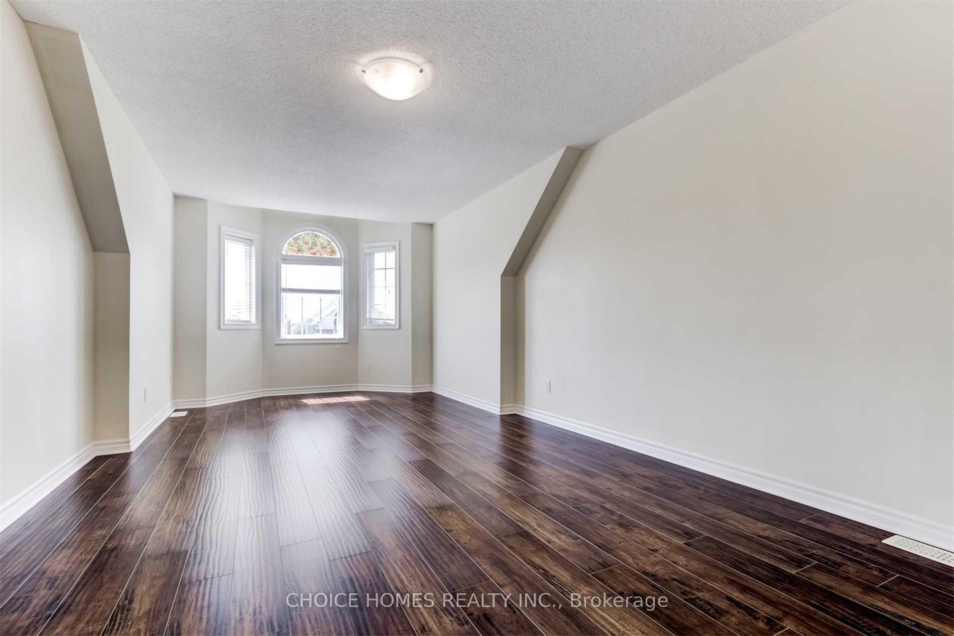 Photo 13 of 522 Britannia Avenue, Oshawa, Kedron — HOMEH