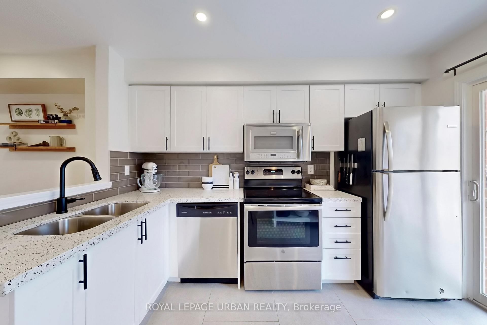 Photo 17 of Unit 111, 1775 Valley Farm Road, Pickering, Town Centre — HOMEH