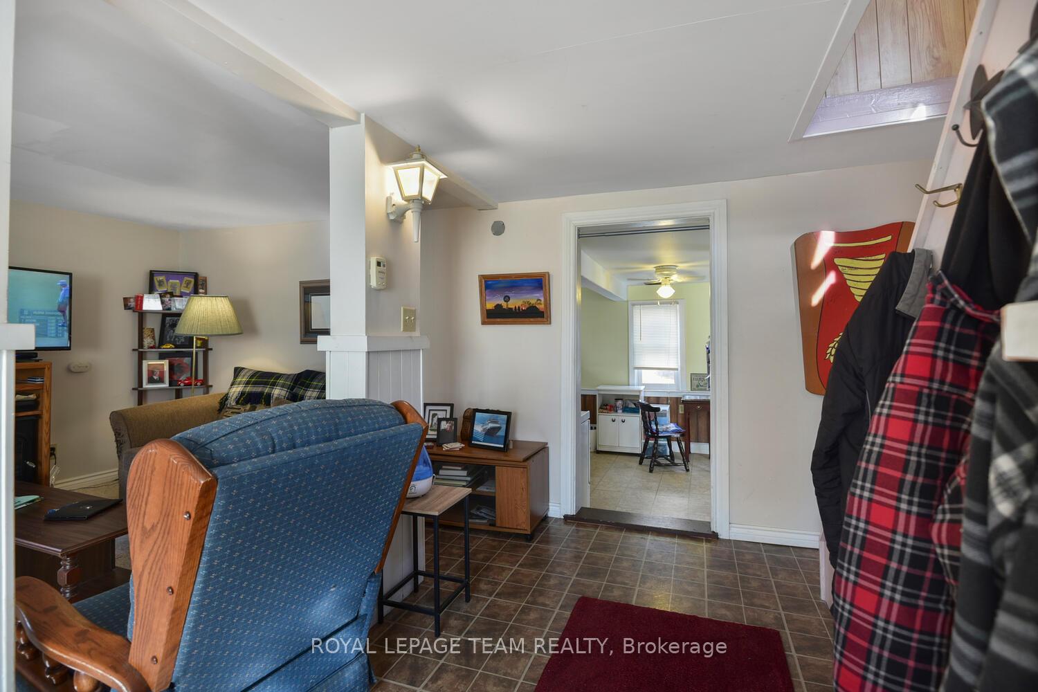 Photo 8 of 788 Florence Street N, Prescott — HOMEH