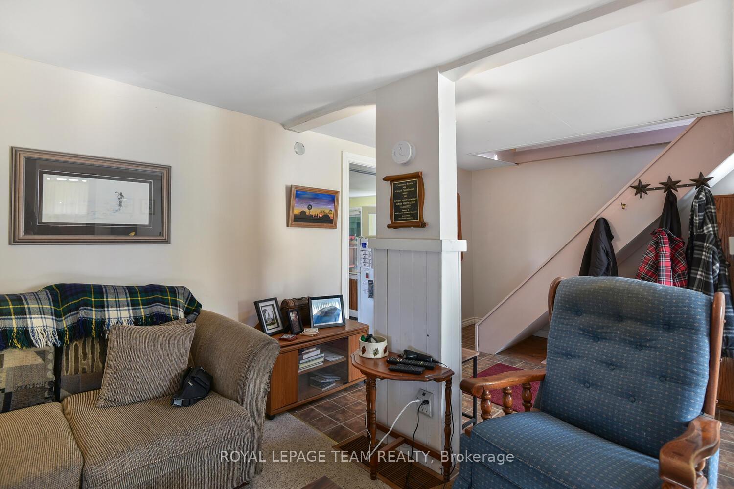 Photo 10 of 788 Florence Street N, Prescott — HOMEH