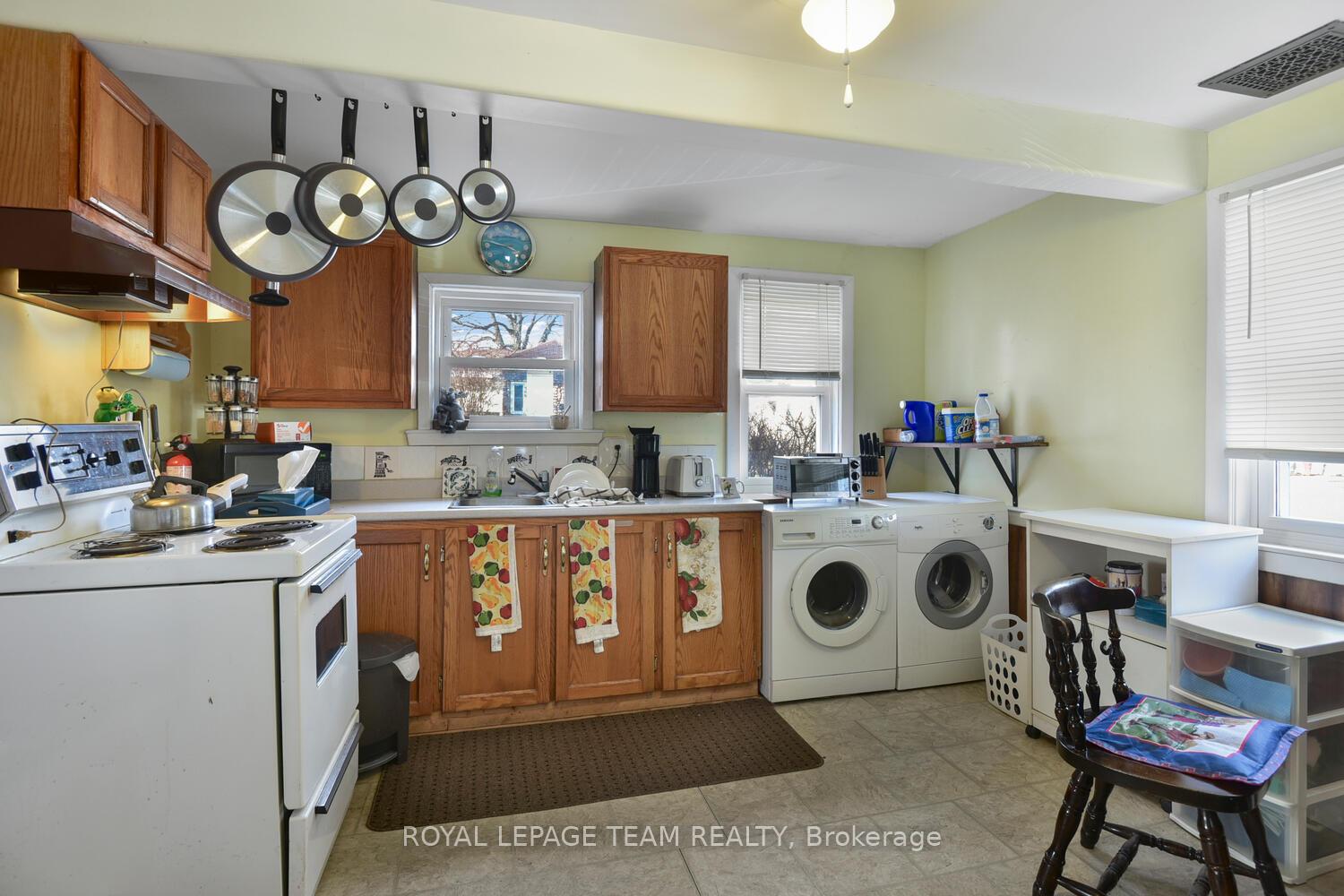 Photo 11 of 788 Florence Street N, Prescott — HOMEH