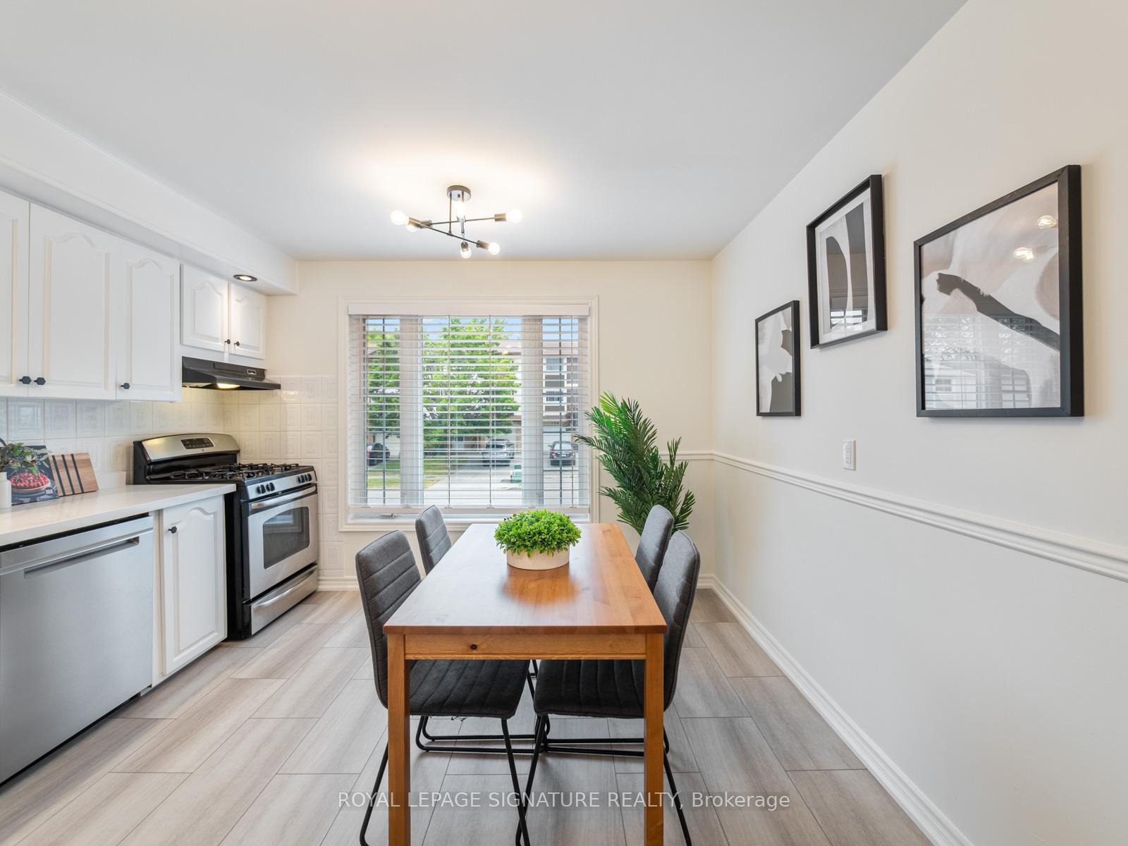 Photo 18 of 1343 Brands Court, Pickering, Liverpool — HOMEH